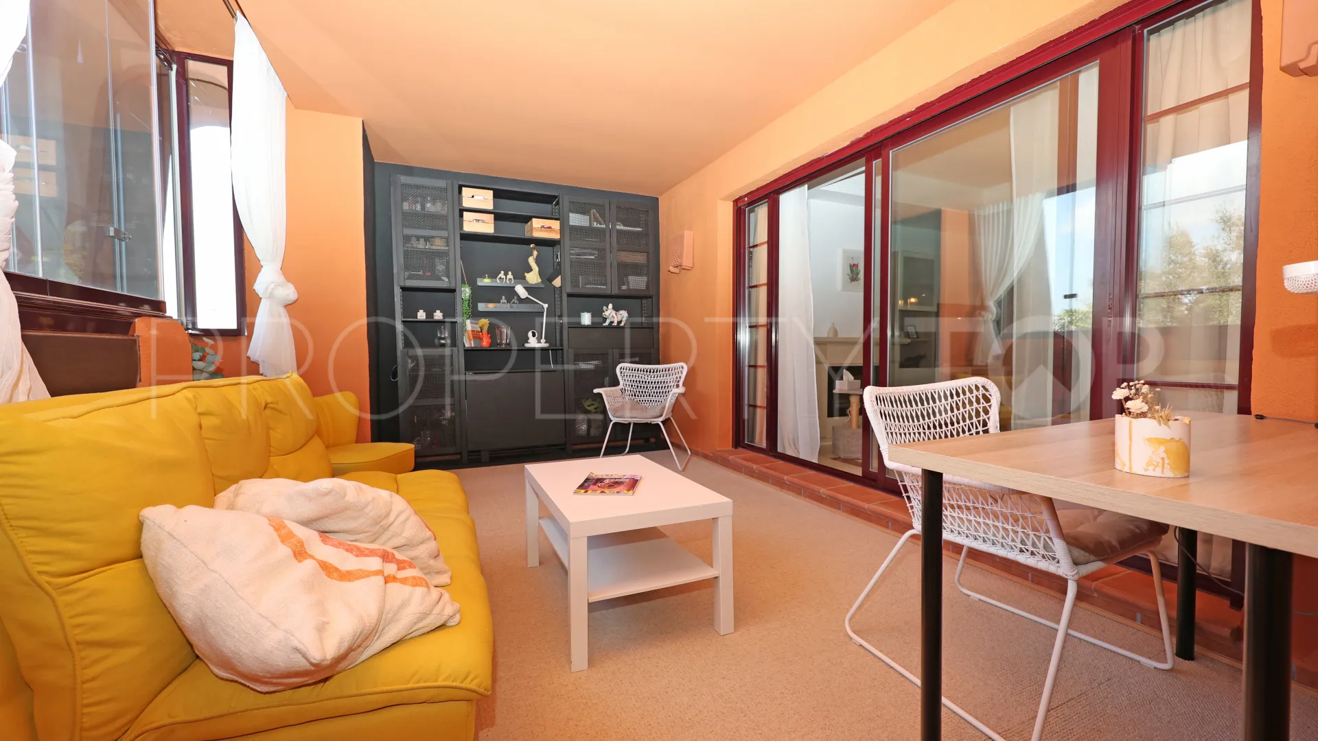 Apartment for sale in La Mairena with 2 bedrooms