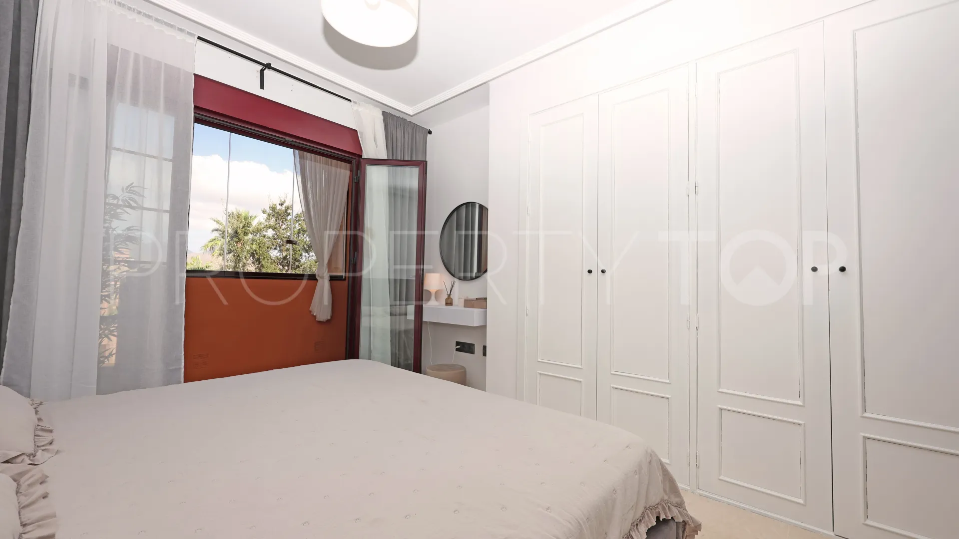Apartment for sale in La Mairena with 2 bedrooms