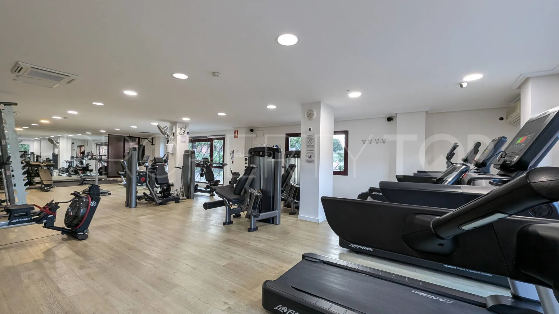 Apartment for sale in La Mairena with 2 bedrooms