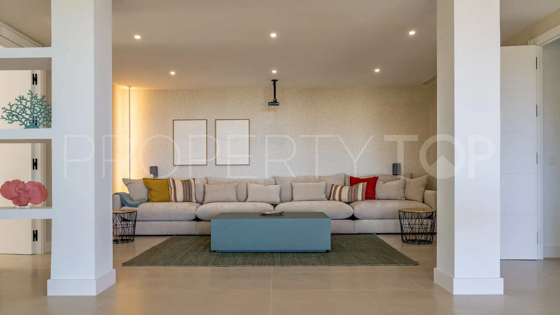 Villa with 5 bedrooms for sale in Benahavis