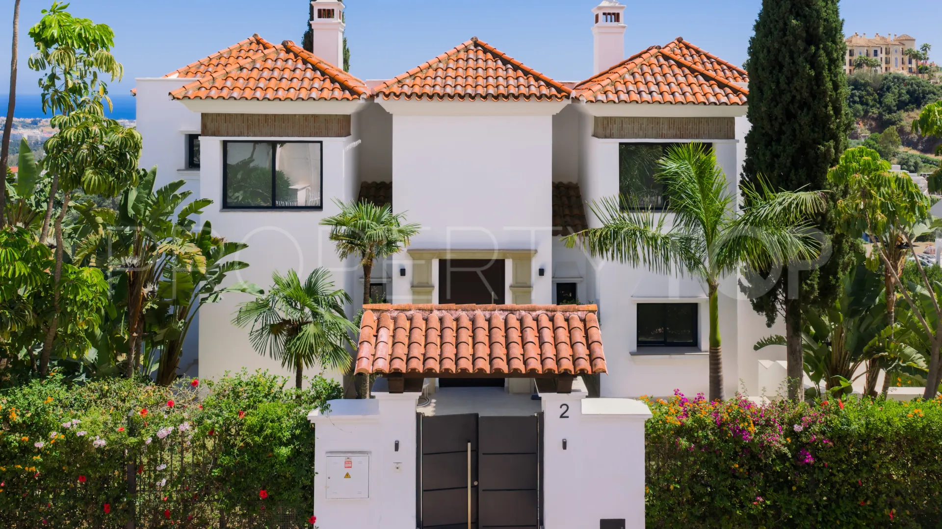 Villa with 5 bedrooms for sale in Benahavis