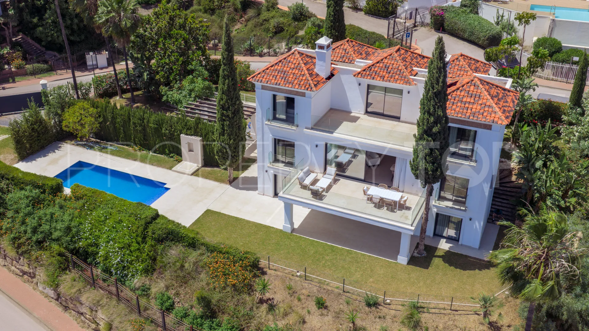 Villa with 5 bedrooms for sale in Benahavis