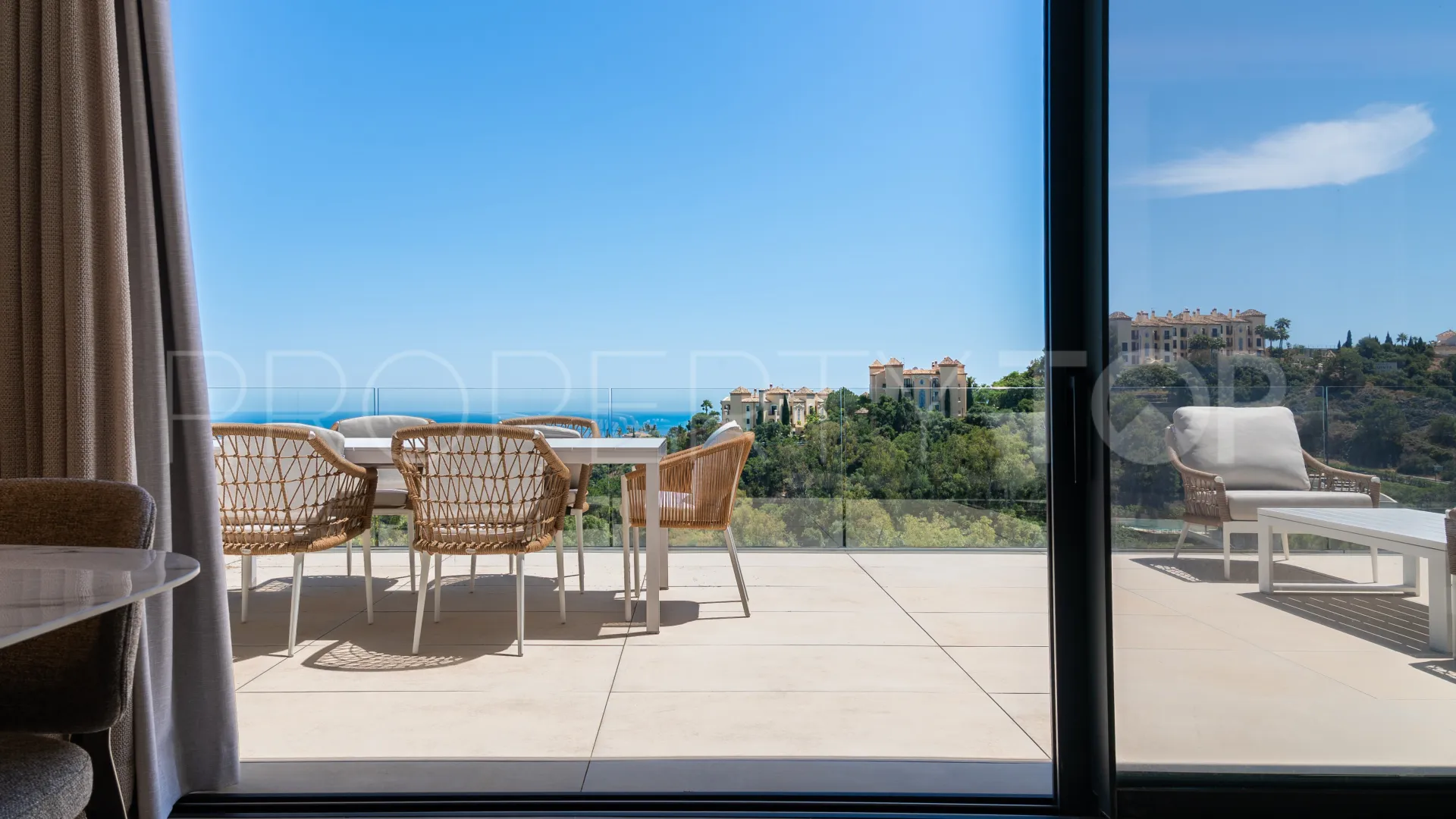 Villa with 5 bedrooms for sale in Benahavis