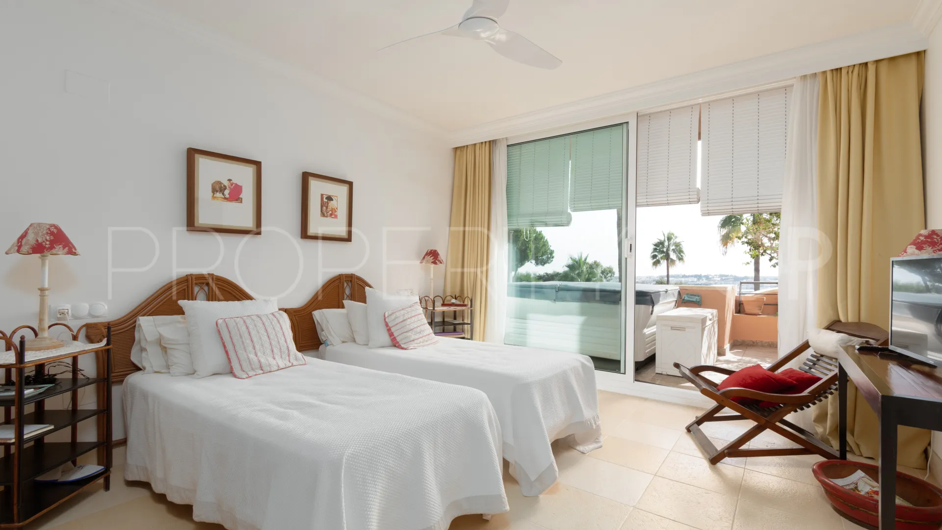 For sale Magna Marbella apartment