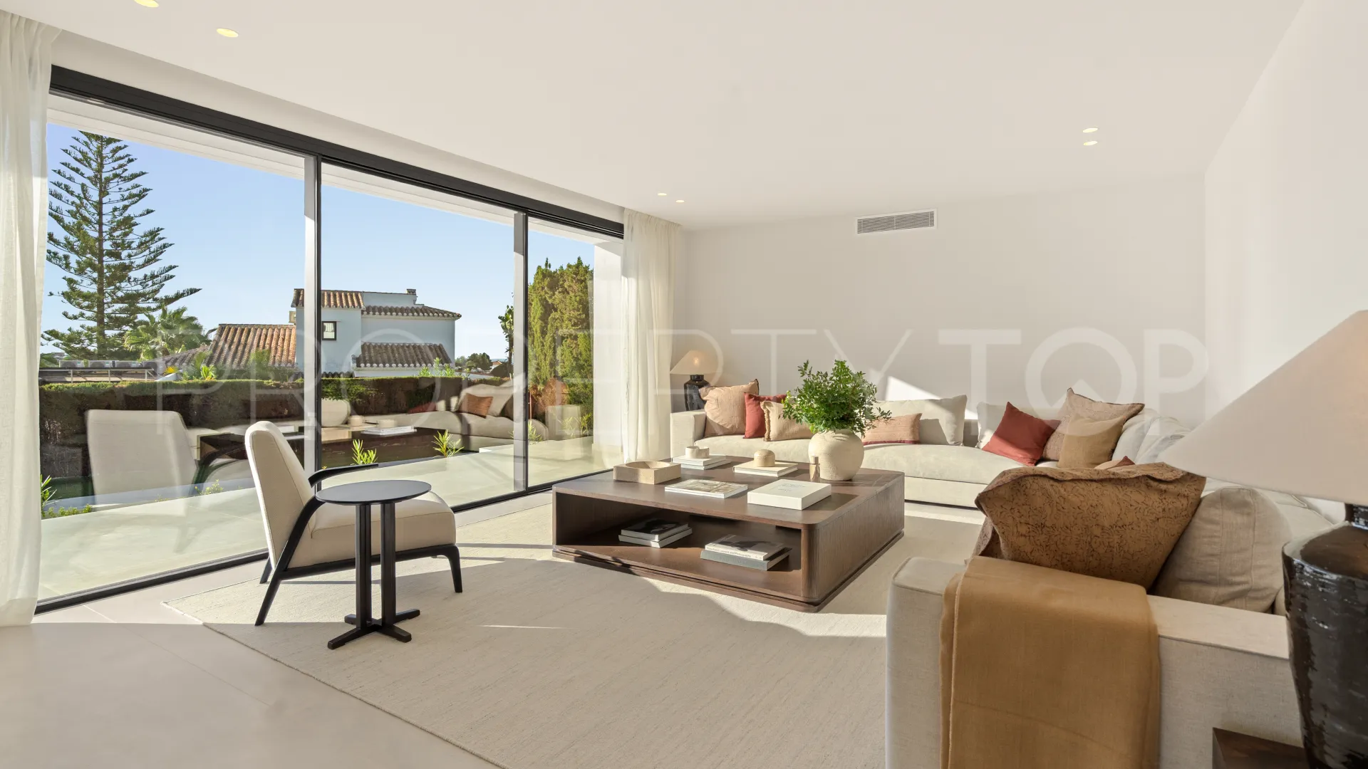 Elviria 5 bedrooms villa for sale