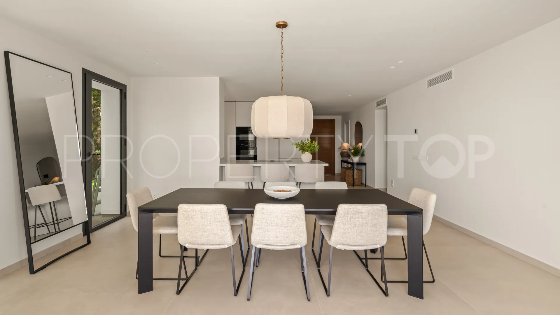 Elviria 5 bedrooms villa for sale