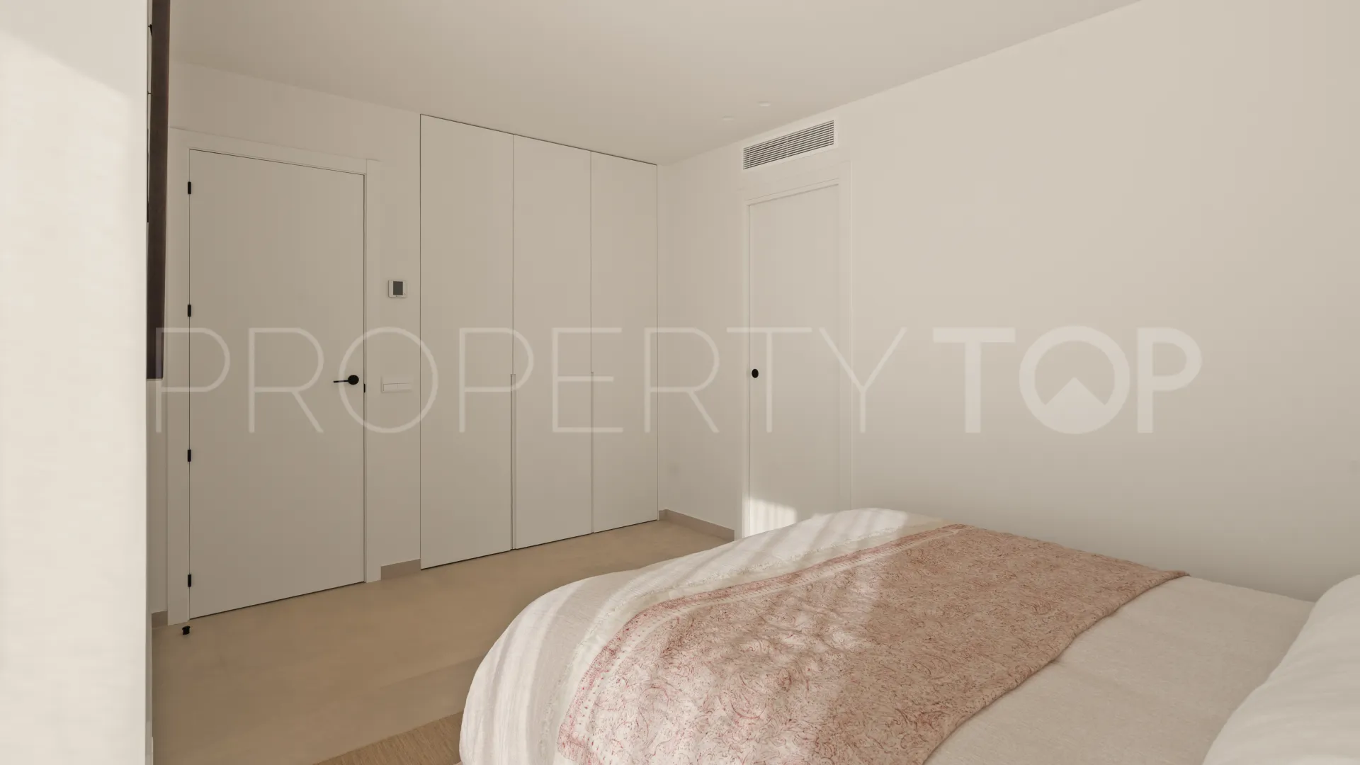 Elviria 5 bedrooms villa for sale