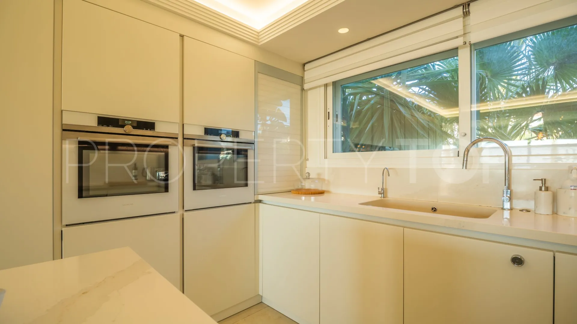 Se vende Ático en Sinfonia del Mar con 3 dormitorios