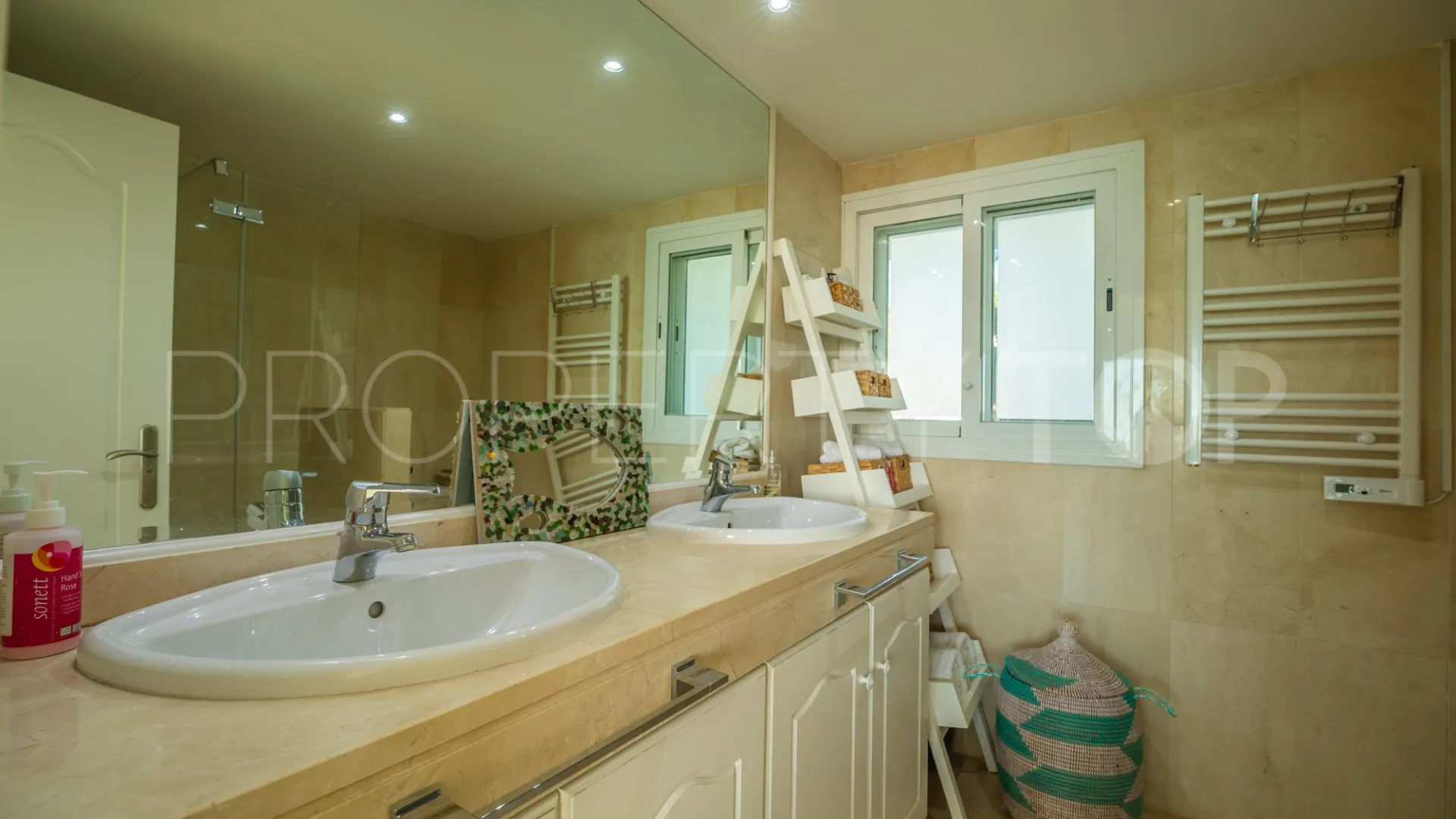 Se vende Ático en Sinfonia del Mar con 3 dormitorios