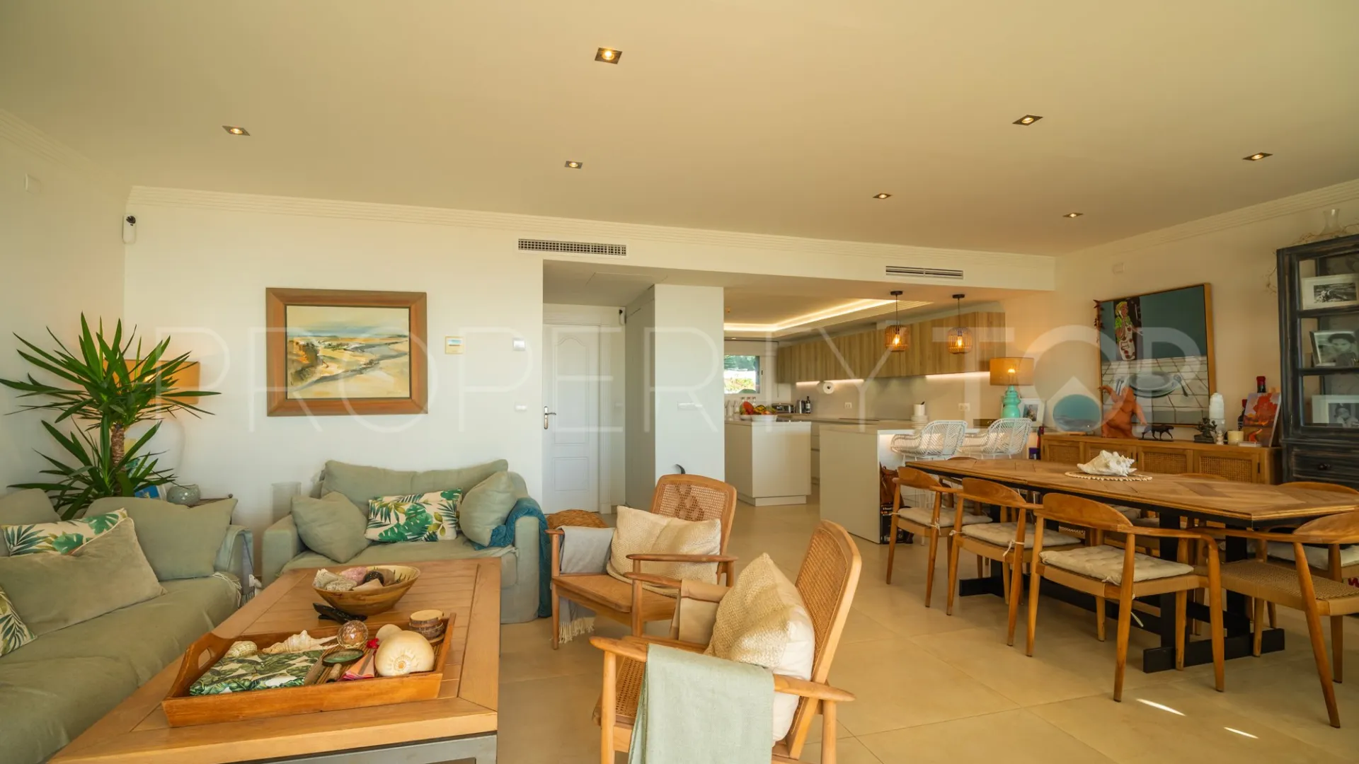 Se vende Ático en Sinfonia del Mar con 3 dormitorios