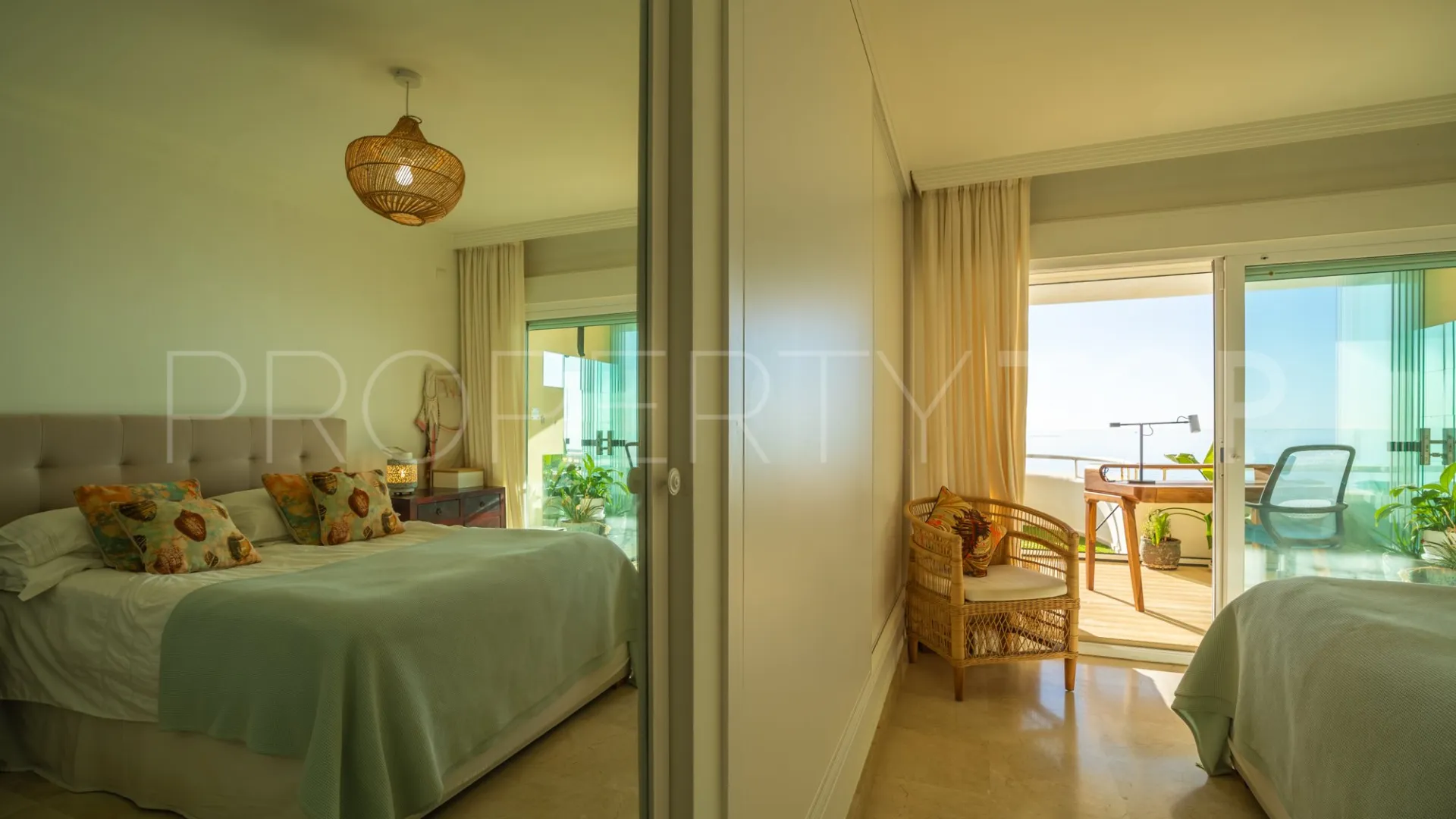Se vende Ático en Sinfonia del Mar con 3 dormitorios