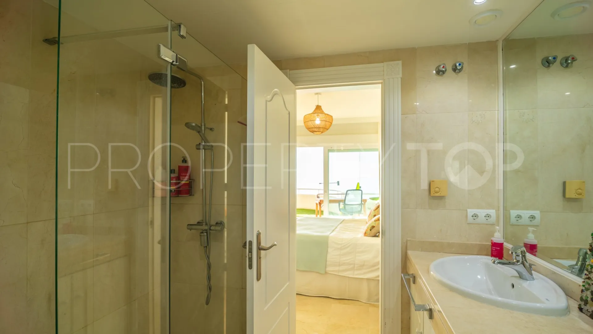 Se vende Ático en Sinfonia del Mar con 3 dormitorios