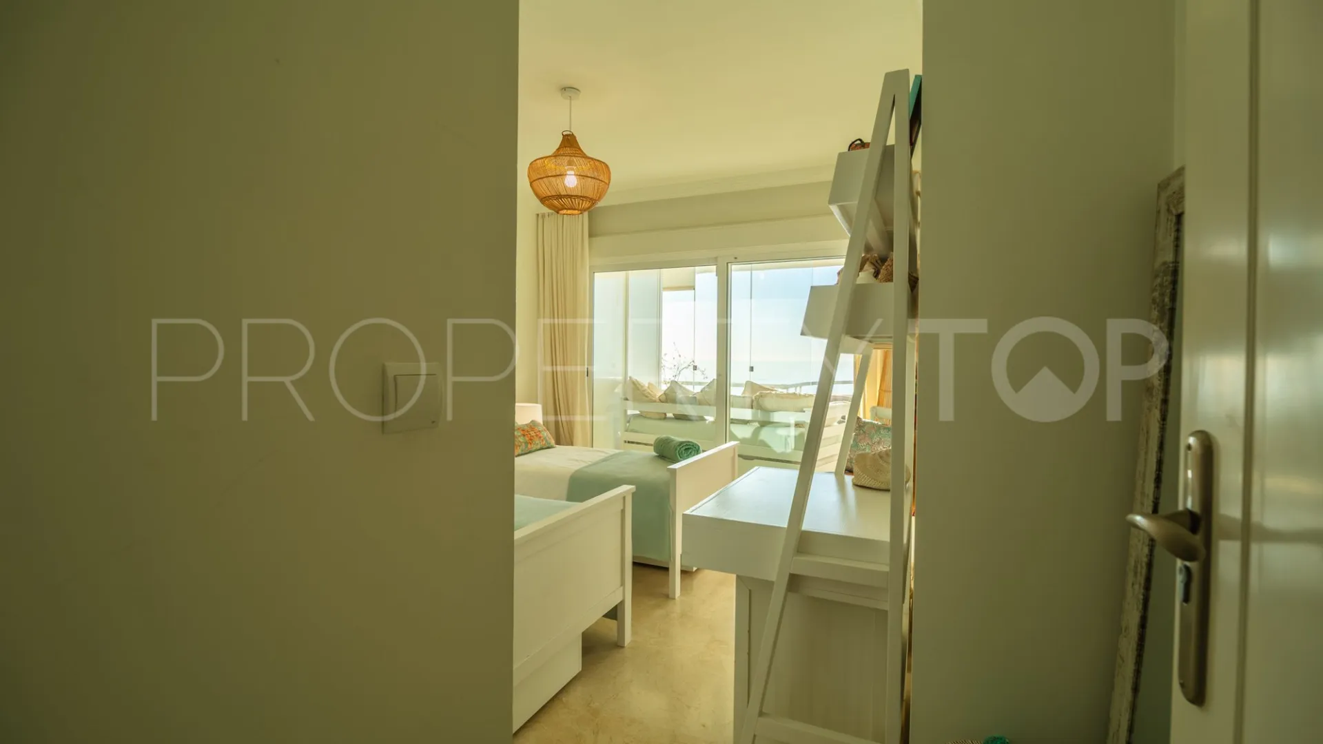 Se vende Ático en Sinfonia del Mar con 3 dormitorios