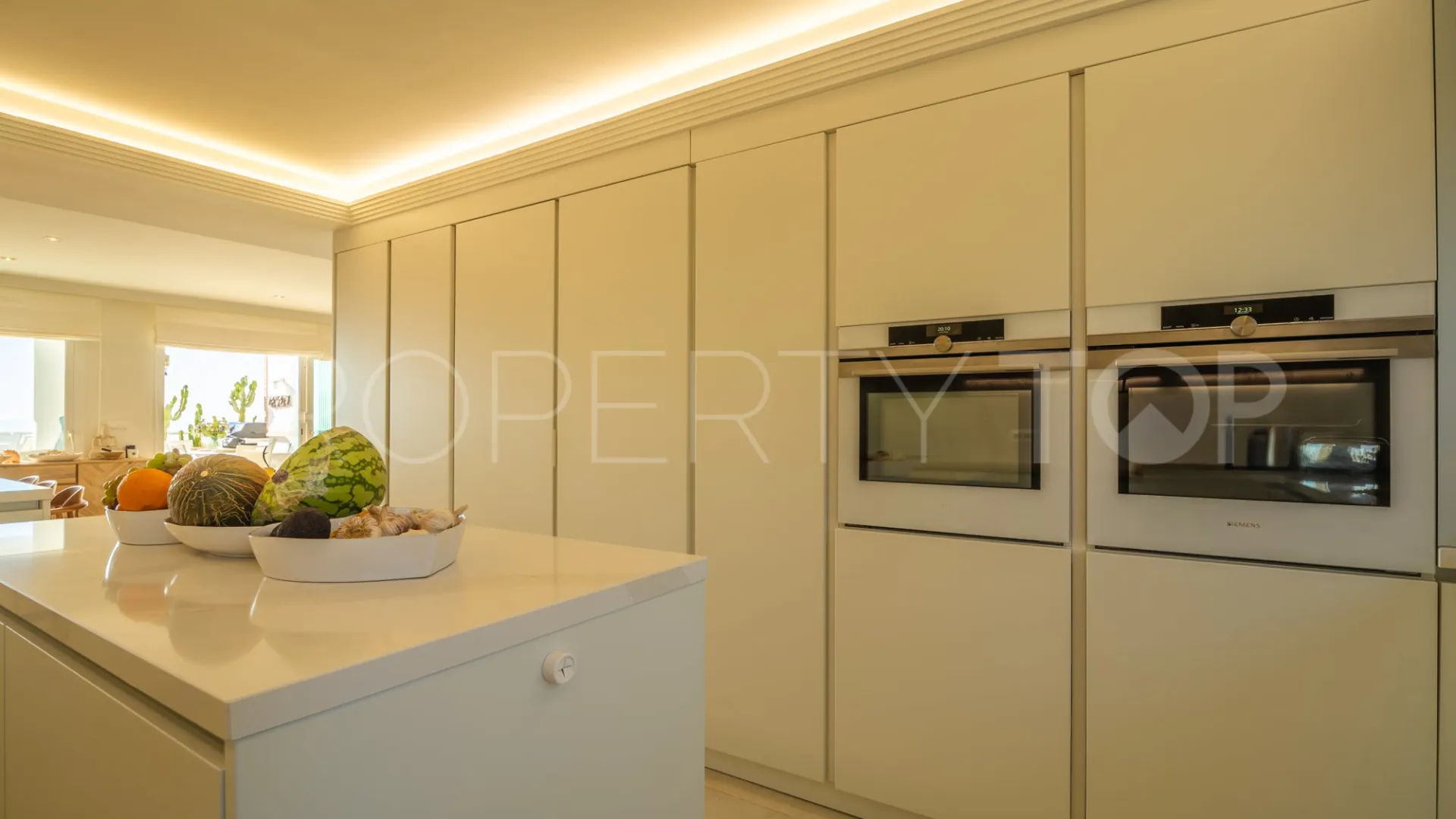 Se vende Ático en Sinfonia del Mar con 3 dormitorios