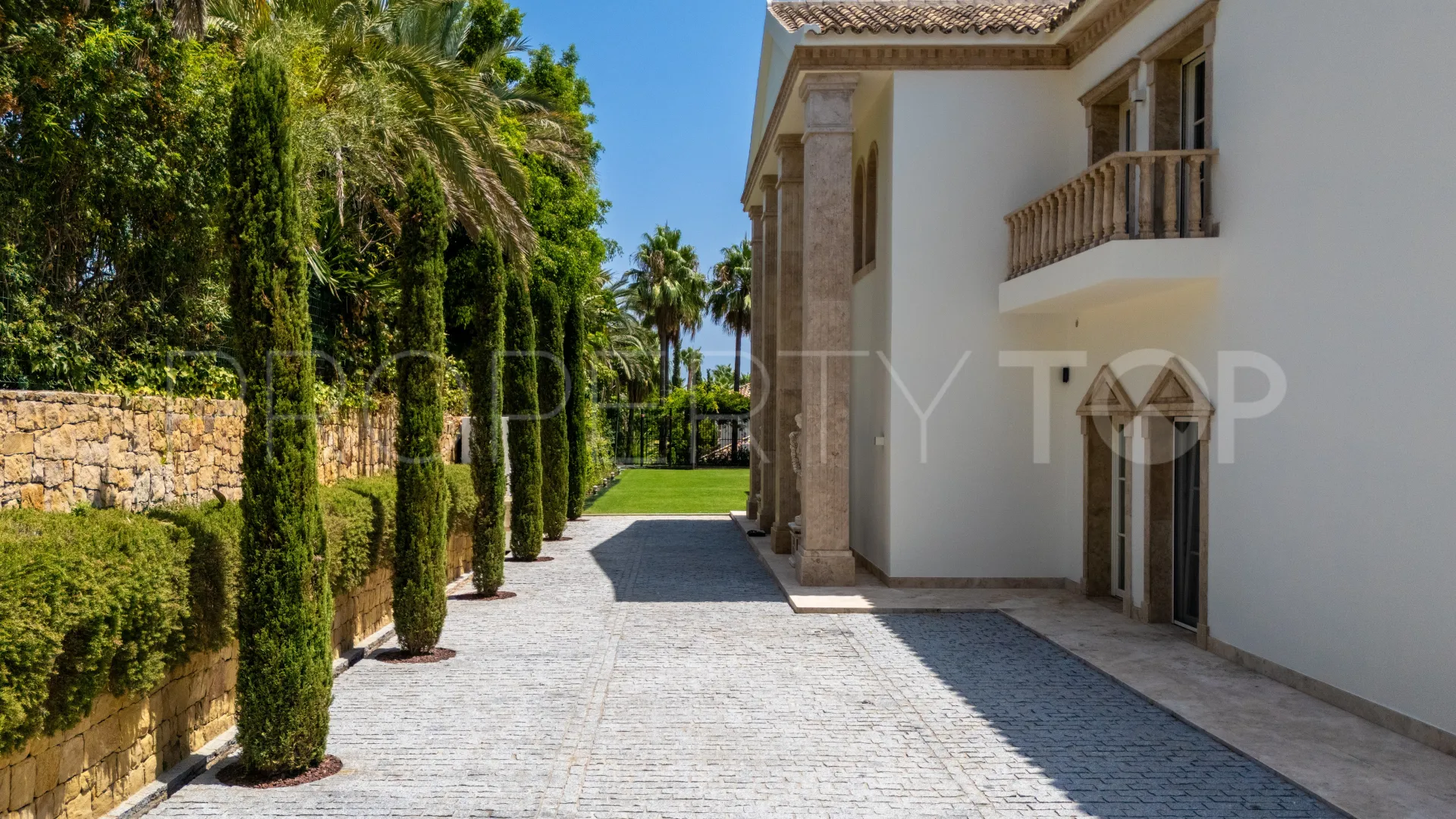 Villa con 7 dormitorios en venta en Sierra Blanca