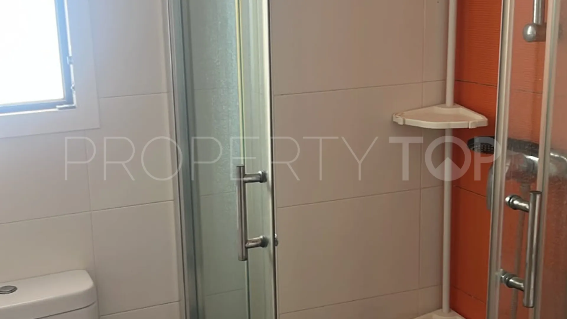 Comprar apartamento planta baja en Valle Romano