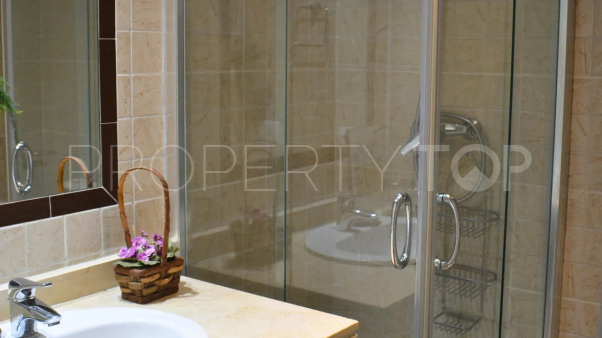 Apartamento de 2 dormitorios en venta en La Duquesa