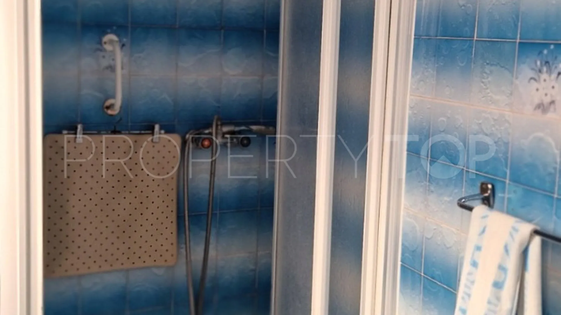 Buy 8 bedrooms town house in Estepona Old Town