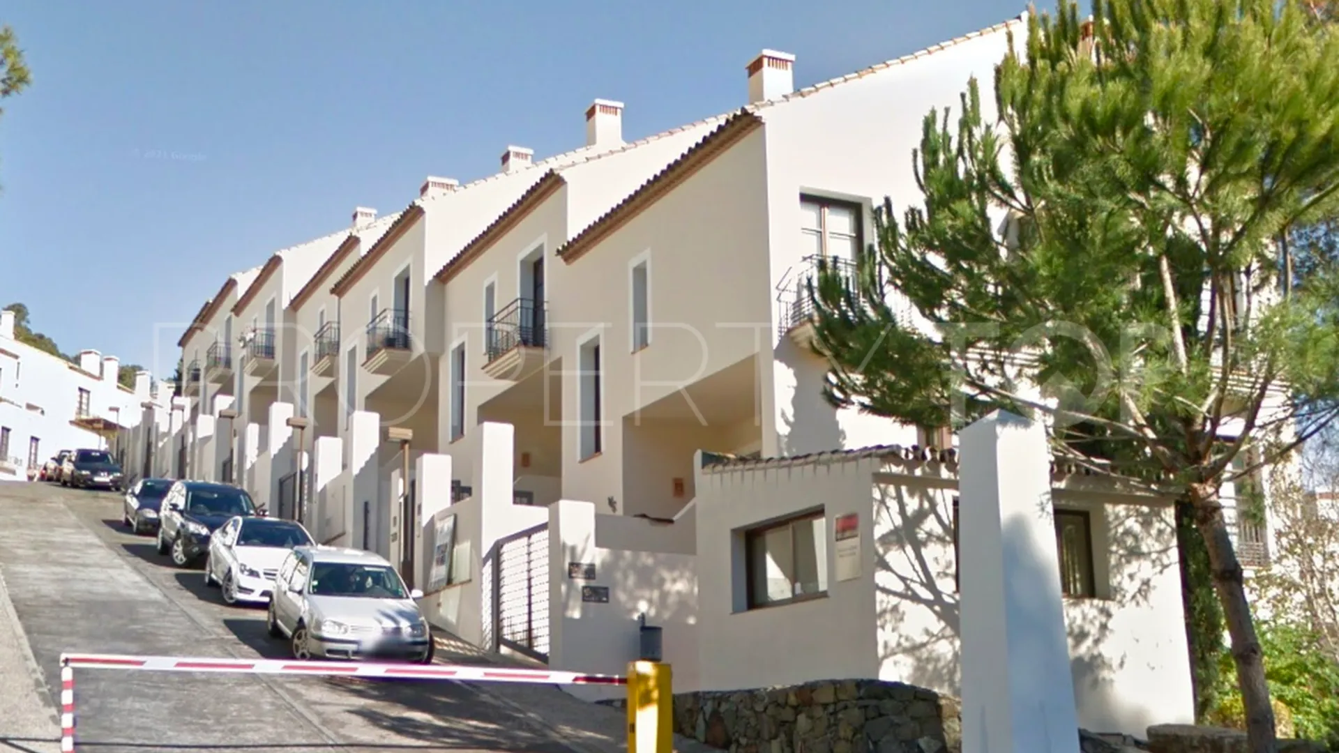 Pareado en venta en Benahavis Centro