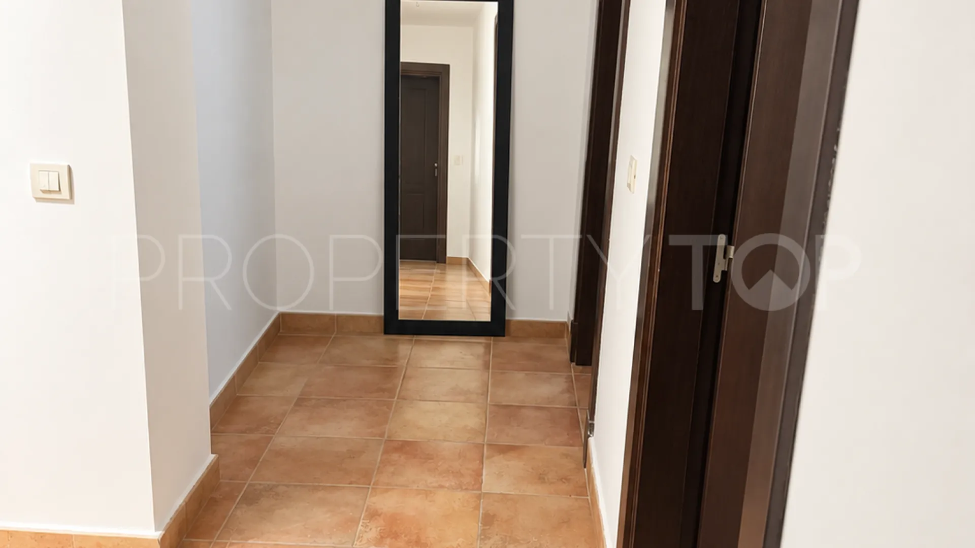 Pareado en venta en Benahavis Centro