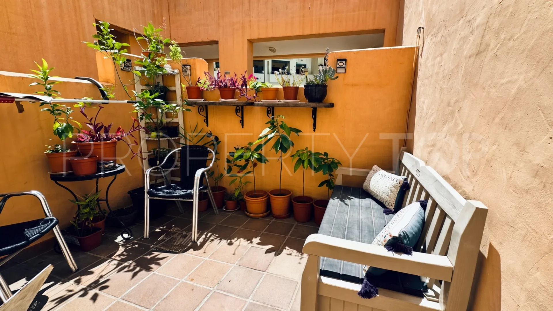 2 bedrooms Duquesa Village penthouse for sale