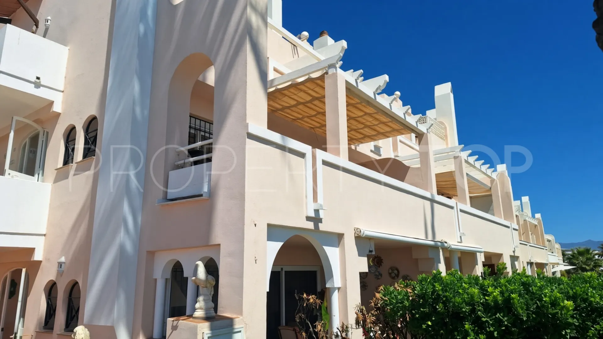 For sale Bahia Dorada apartment with 2 bedrooms