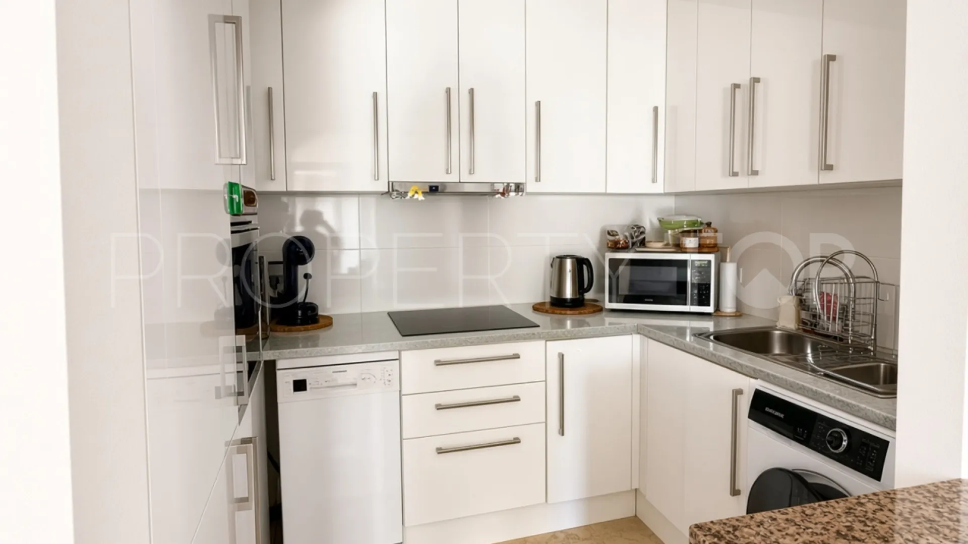 Benavista 2 bedrooms ground floor apartment for sale