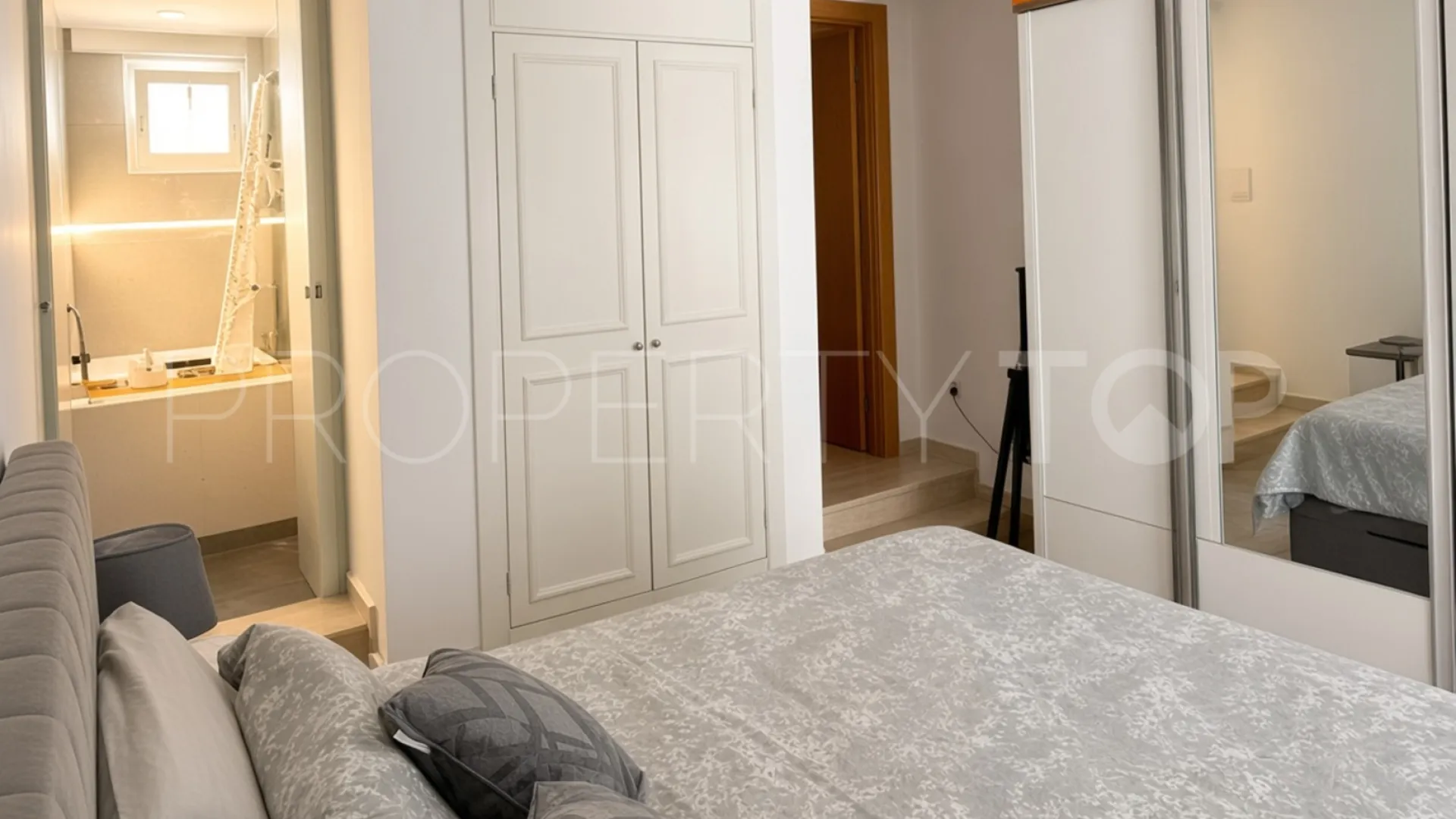 Benavista 2 bedrooms ground floor apartment for sale