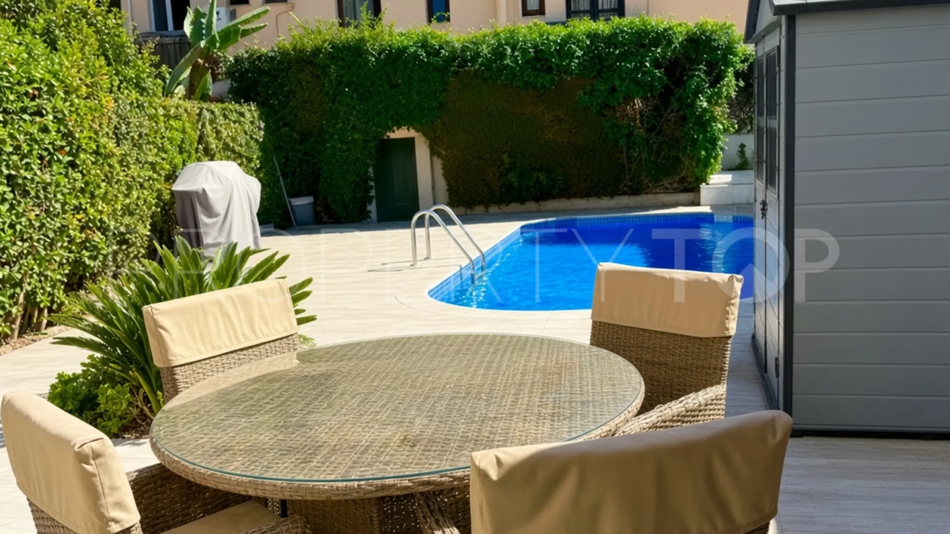 Benavista 2 bedrooms ground floor apartment for sale
