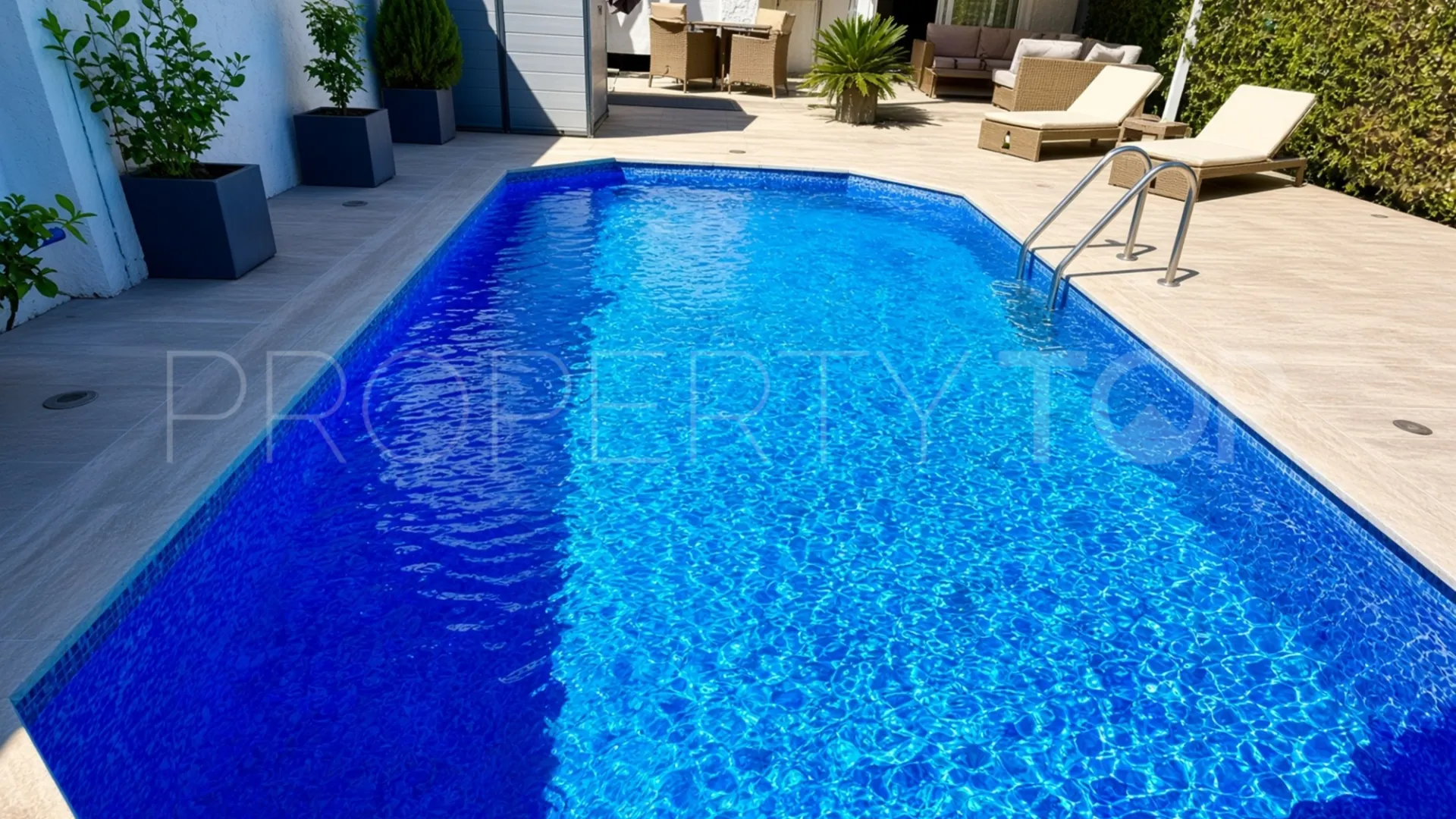 Benavista 2 bedrooms ground floor apartment for sale