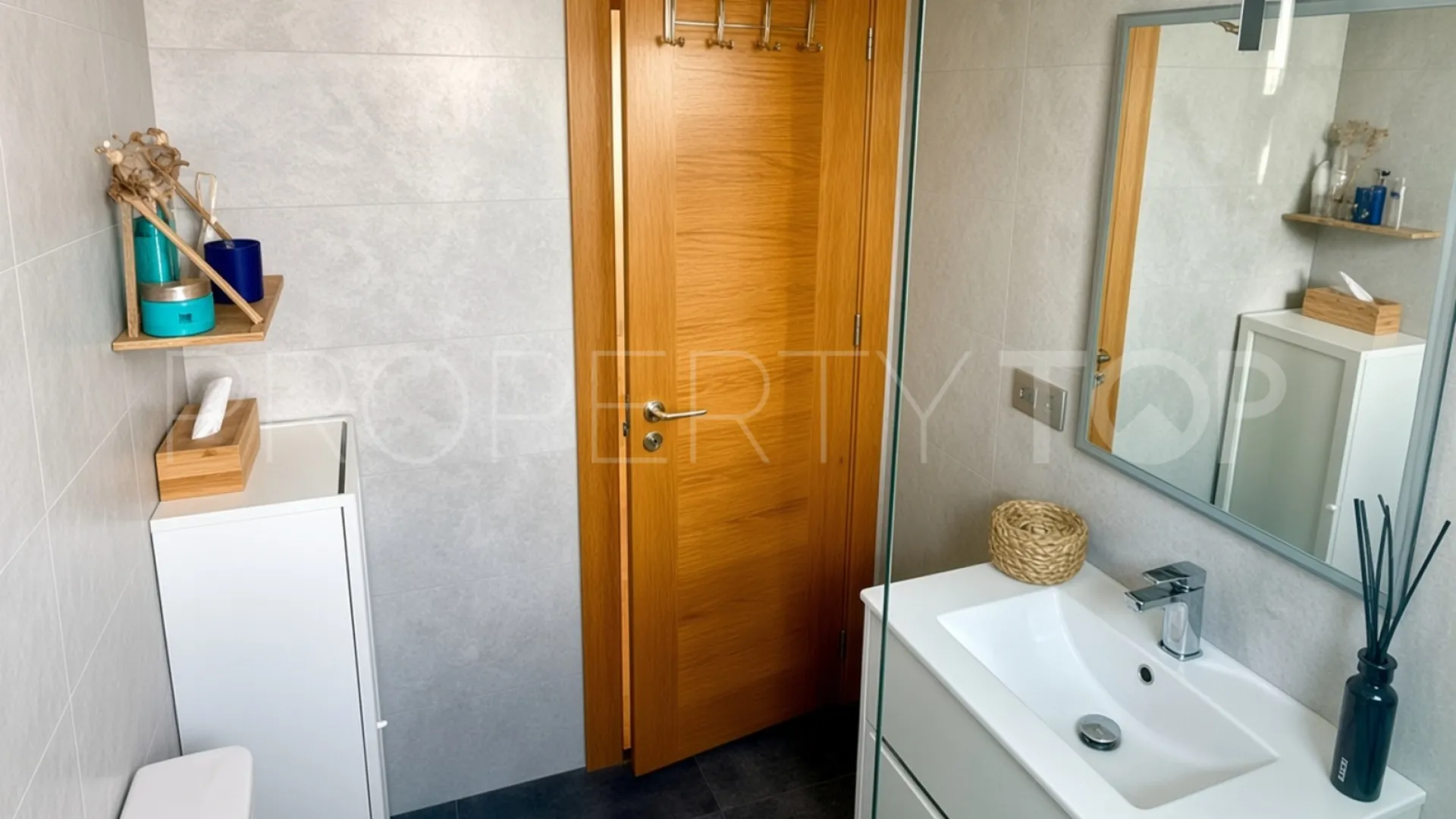 Benavista 2 bedrooms ground floor apartment for sale