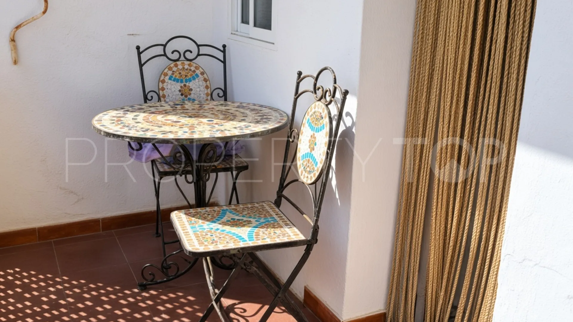 For sale apartment in Sabinillas