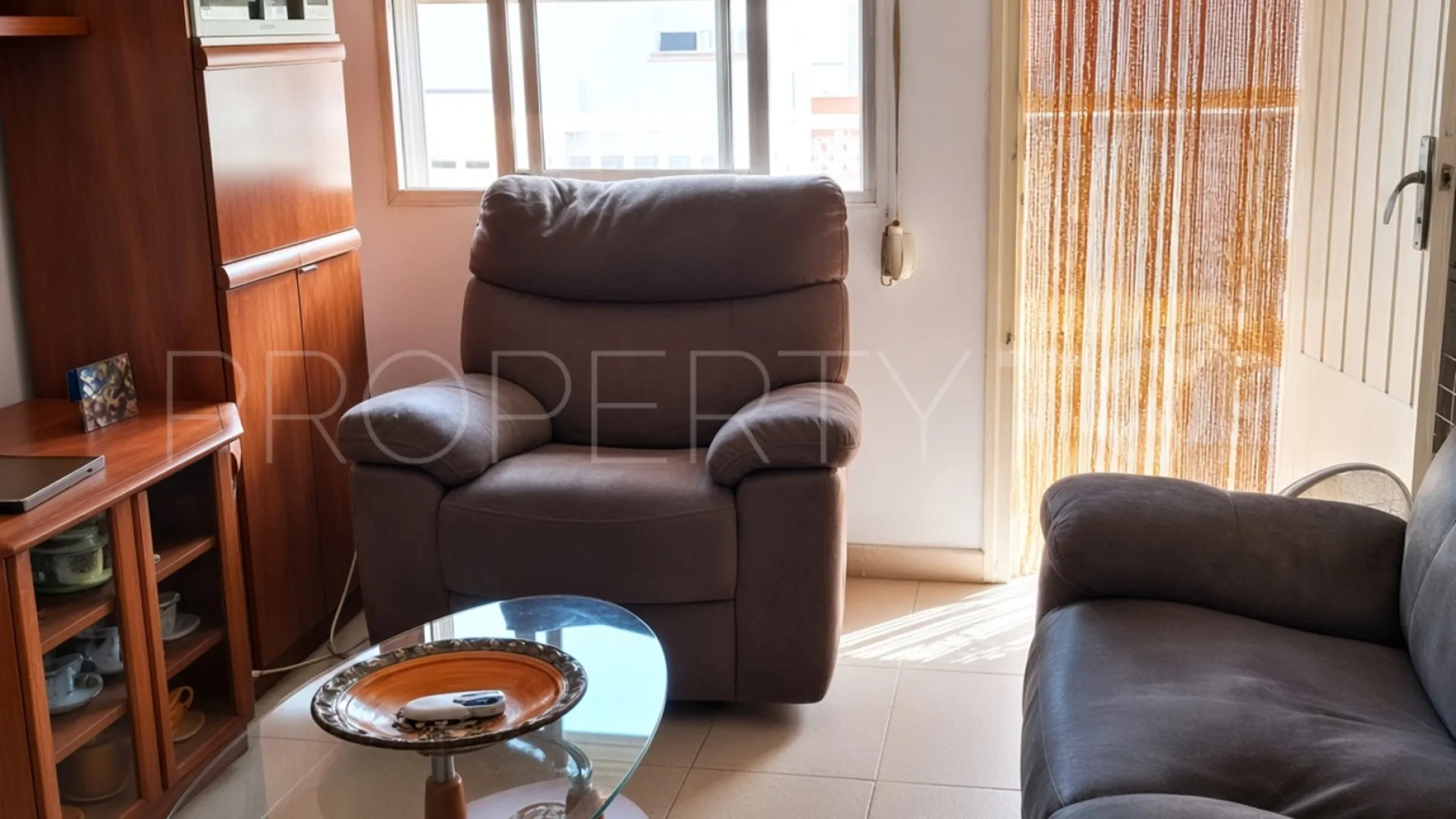 For sale apartment in Sabinillas