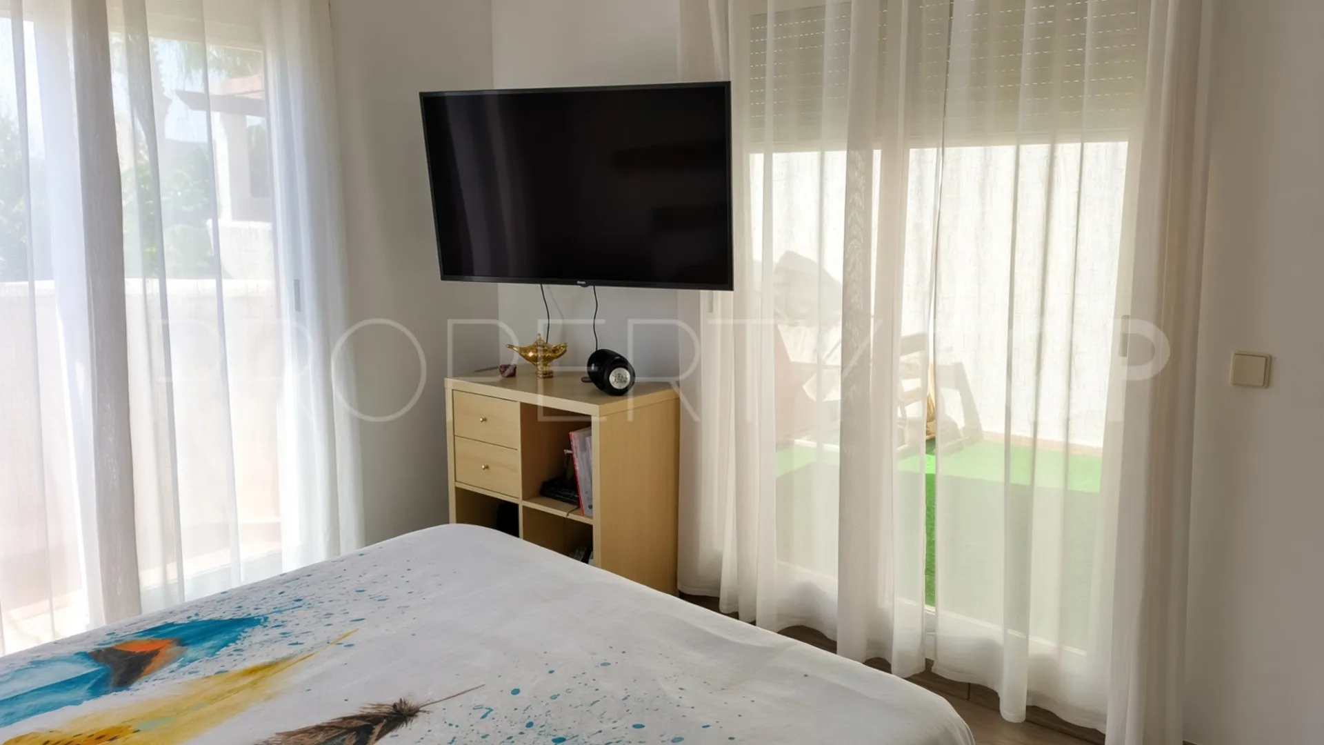 Buy Selwo town house with 3 bedrooms
