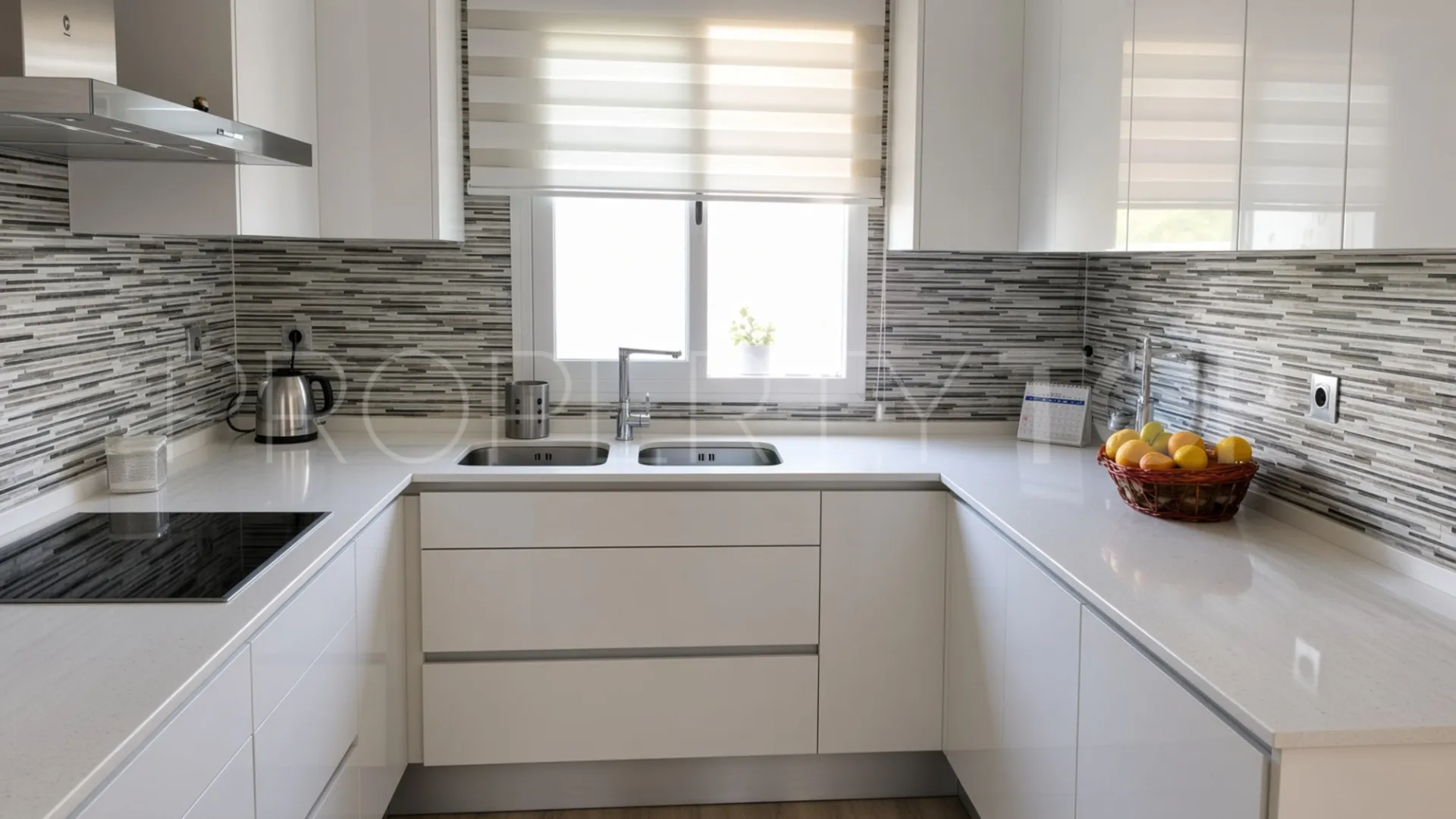 Buy Selwo town house with 3 bedrooms