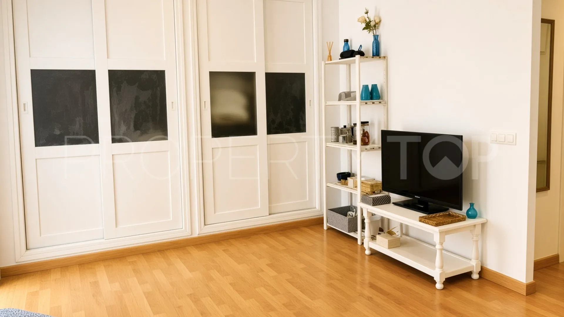 Estudio en venta en Playa Bajadilla - Puertos