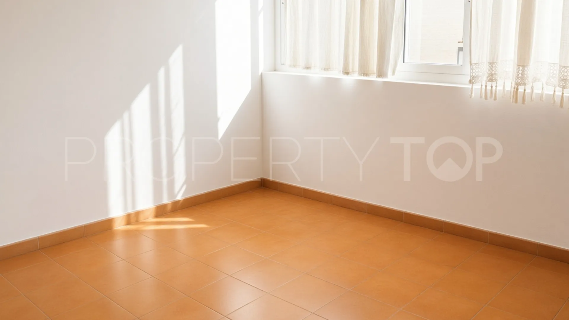 Estudio en venta en Playa Bajadilla - Puertos