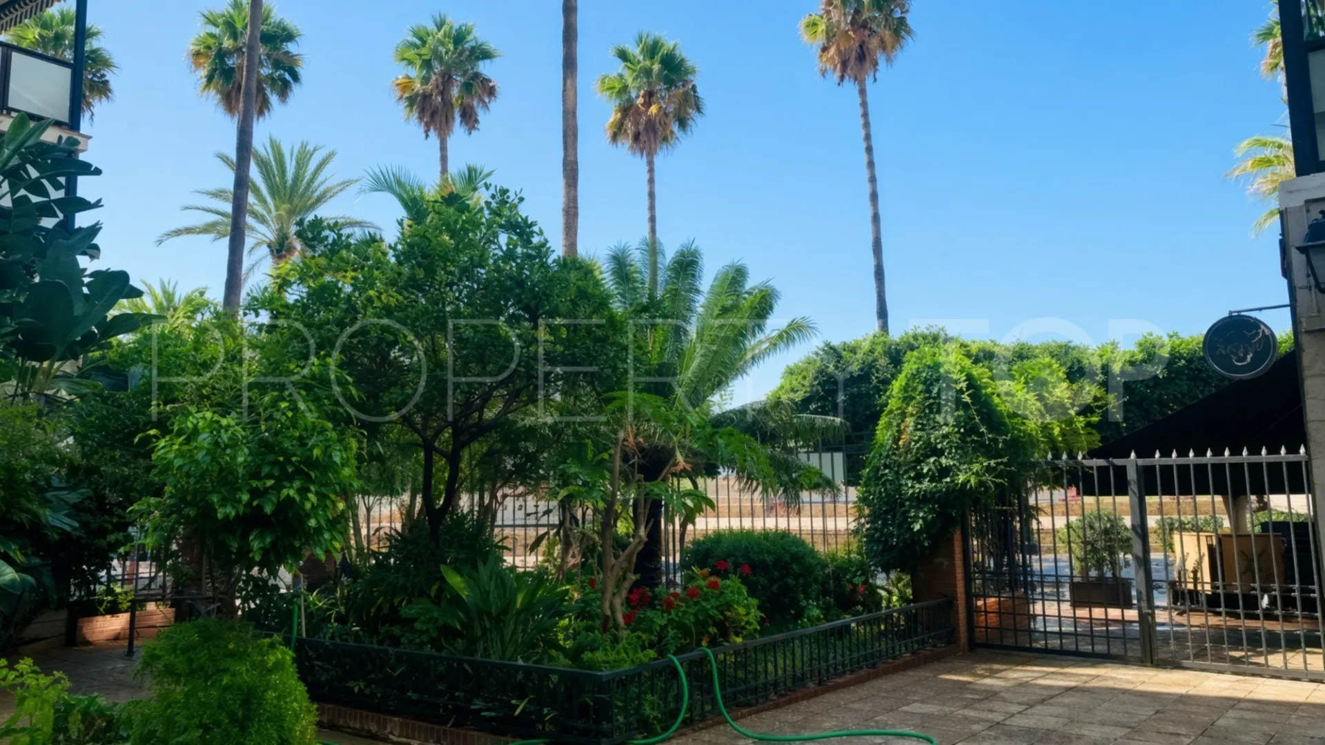 Estudio en venta en Playa Bajadilla - Puertos