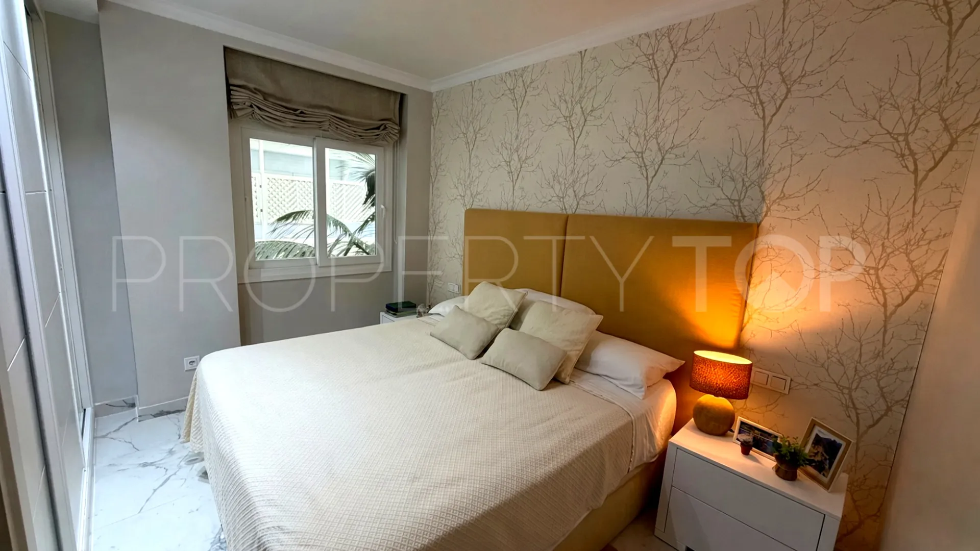 Playas del Duque, apartamento de 3 dormitorios en venta