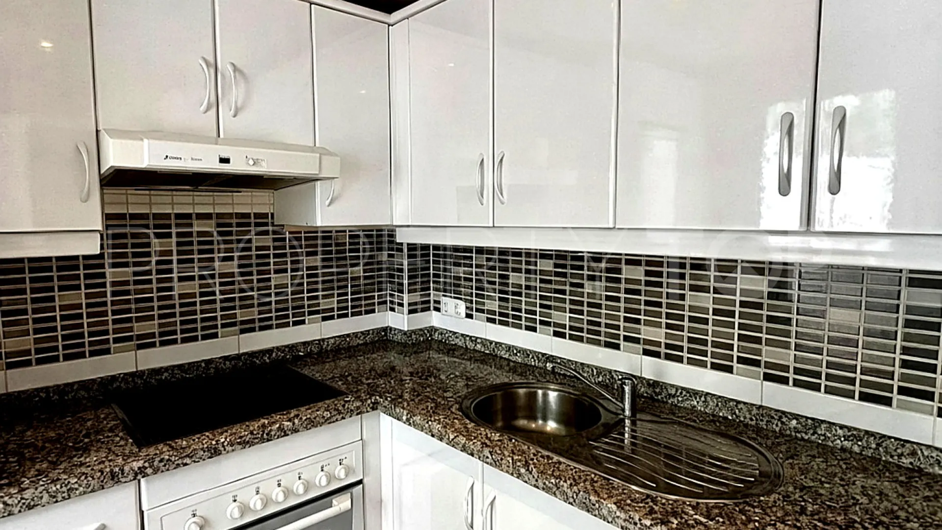 For sale 3 bedrooms semi detached house in Los Naranjos