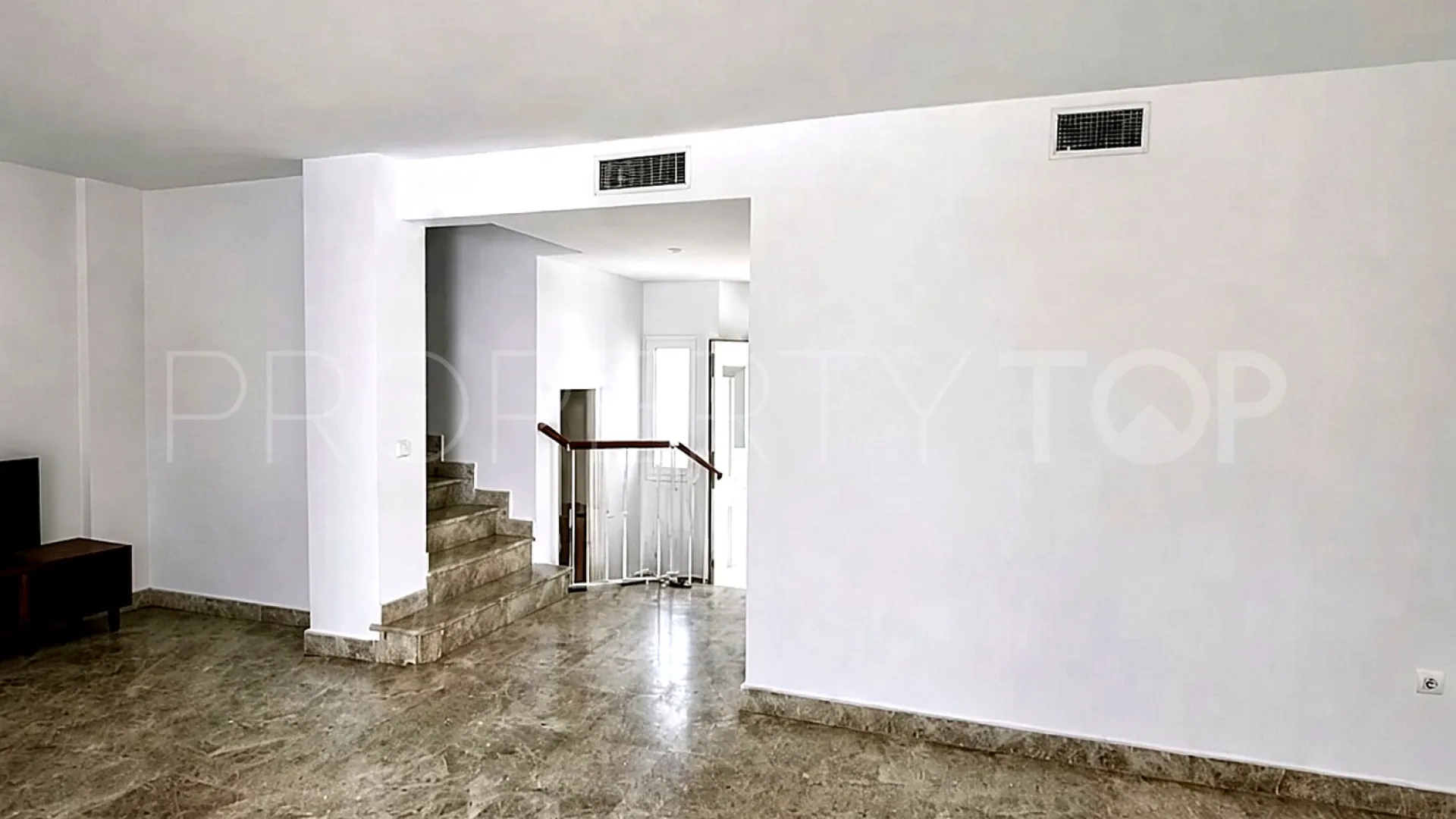 For sale 3 bedrooms semi detached house in Los Naranjos