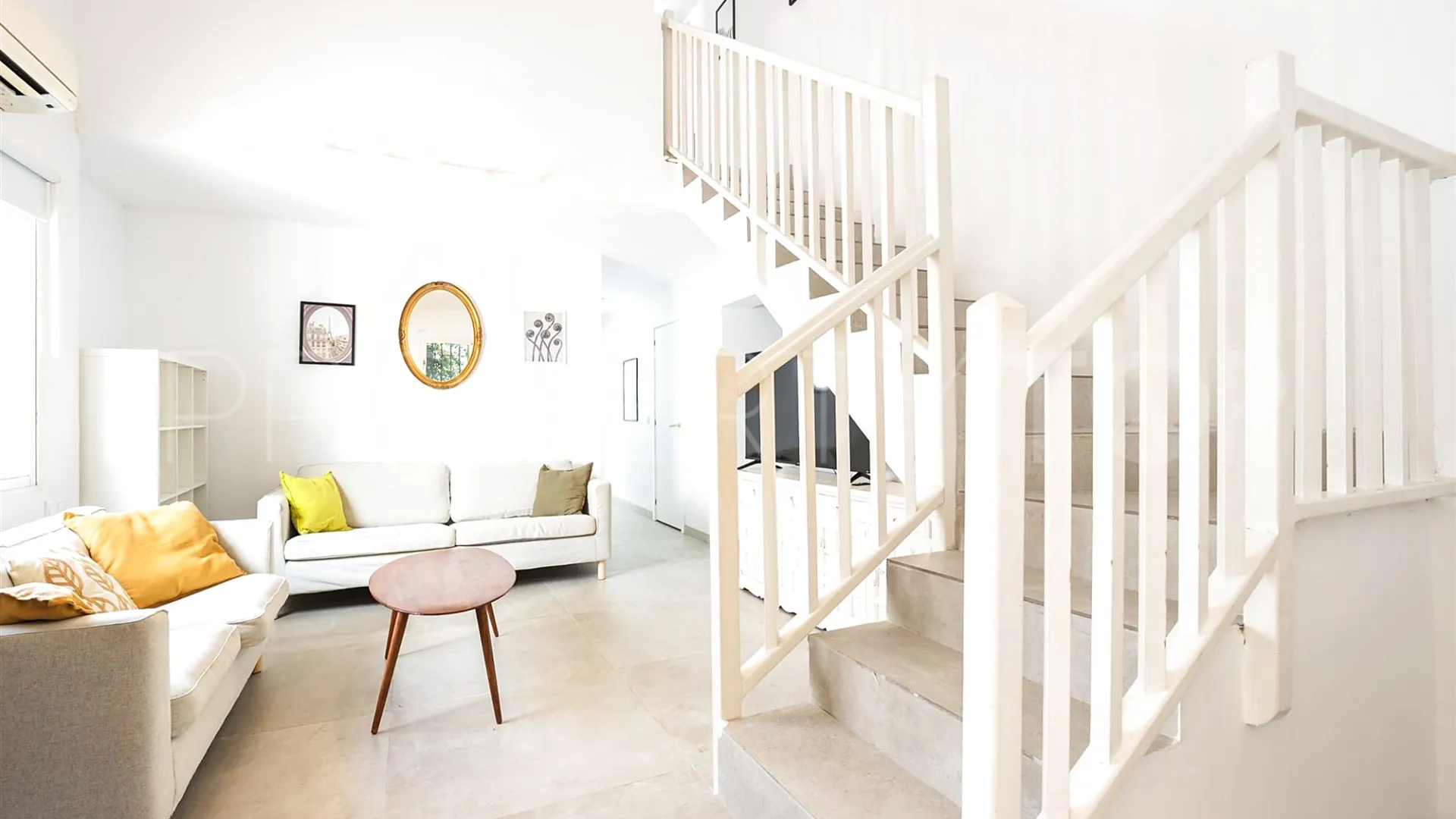 For sale town house with 4 bedrooms in Benamara