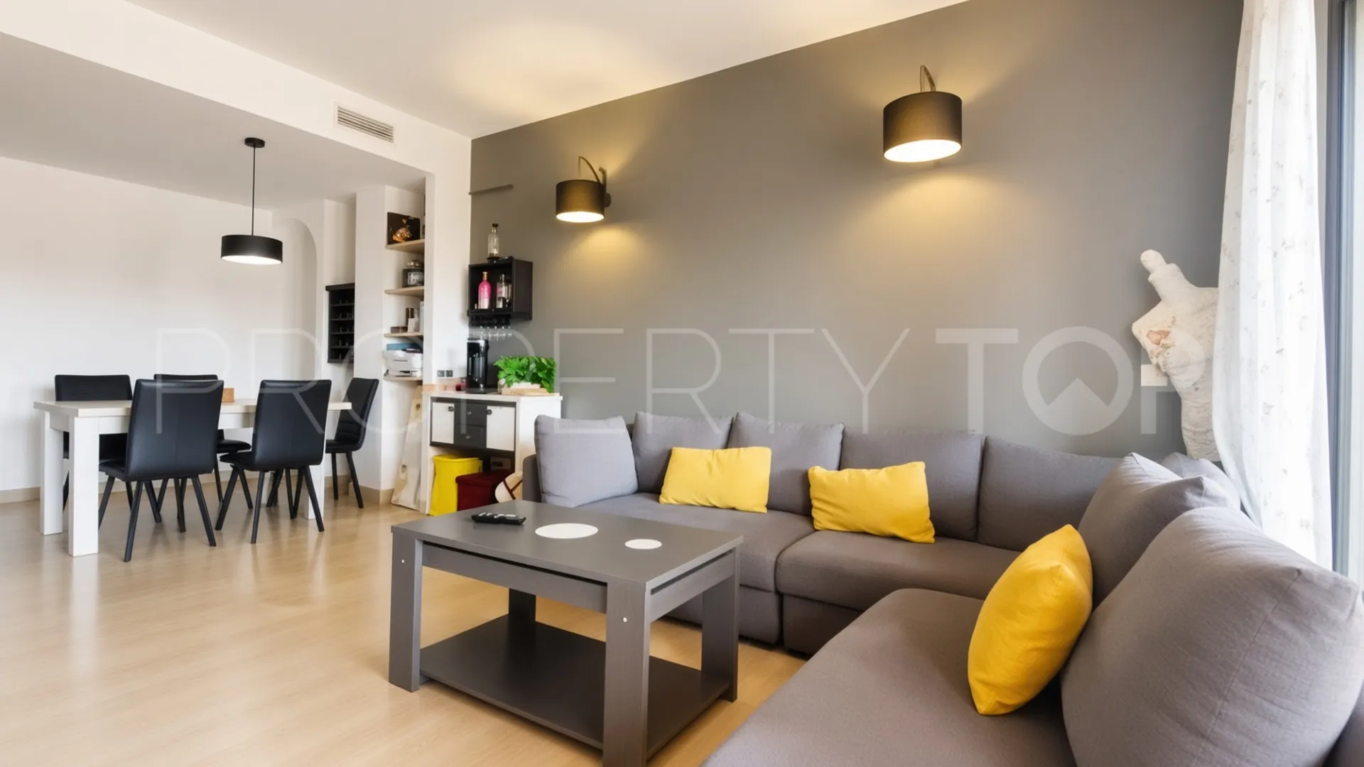 Coto Real, apartamento planta baja a la venta