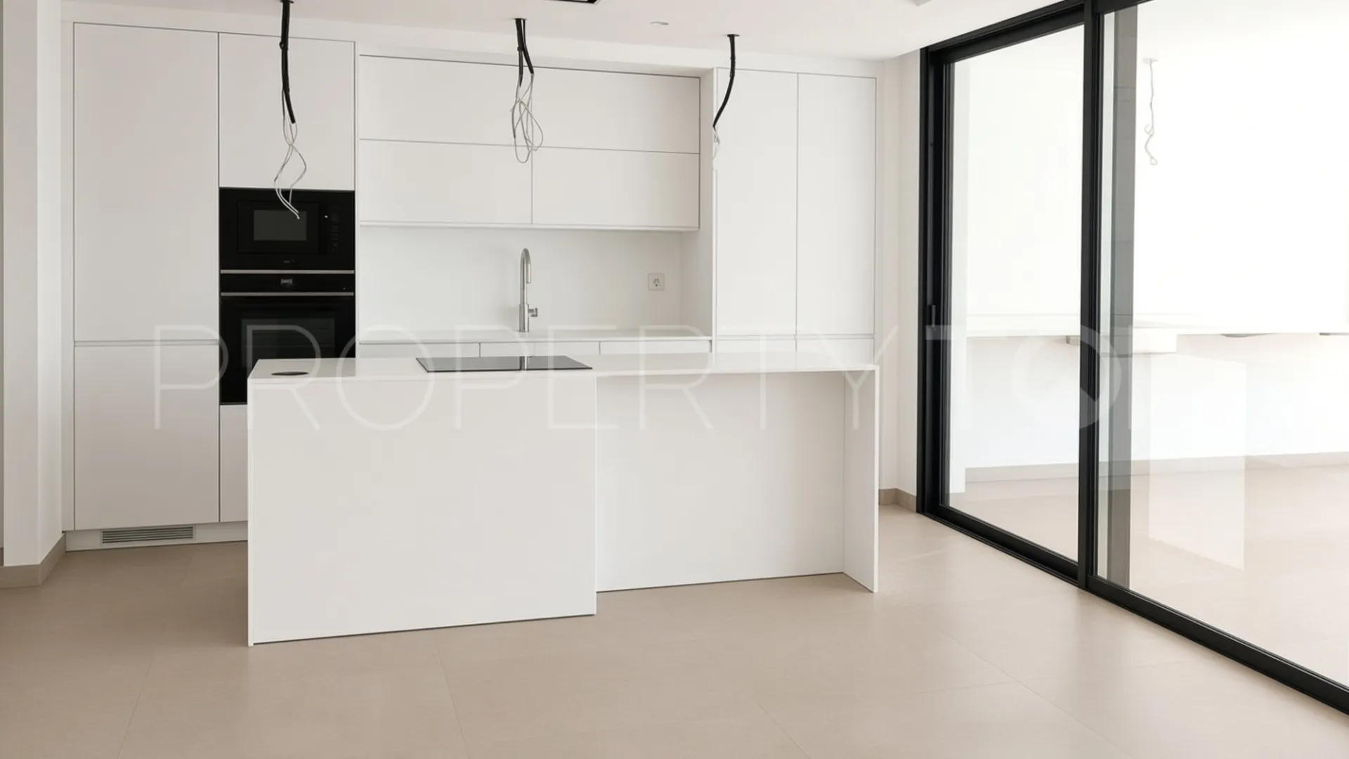 Comprar apartamento planta baja con 3 dormitorios en Bel Air