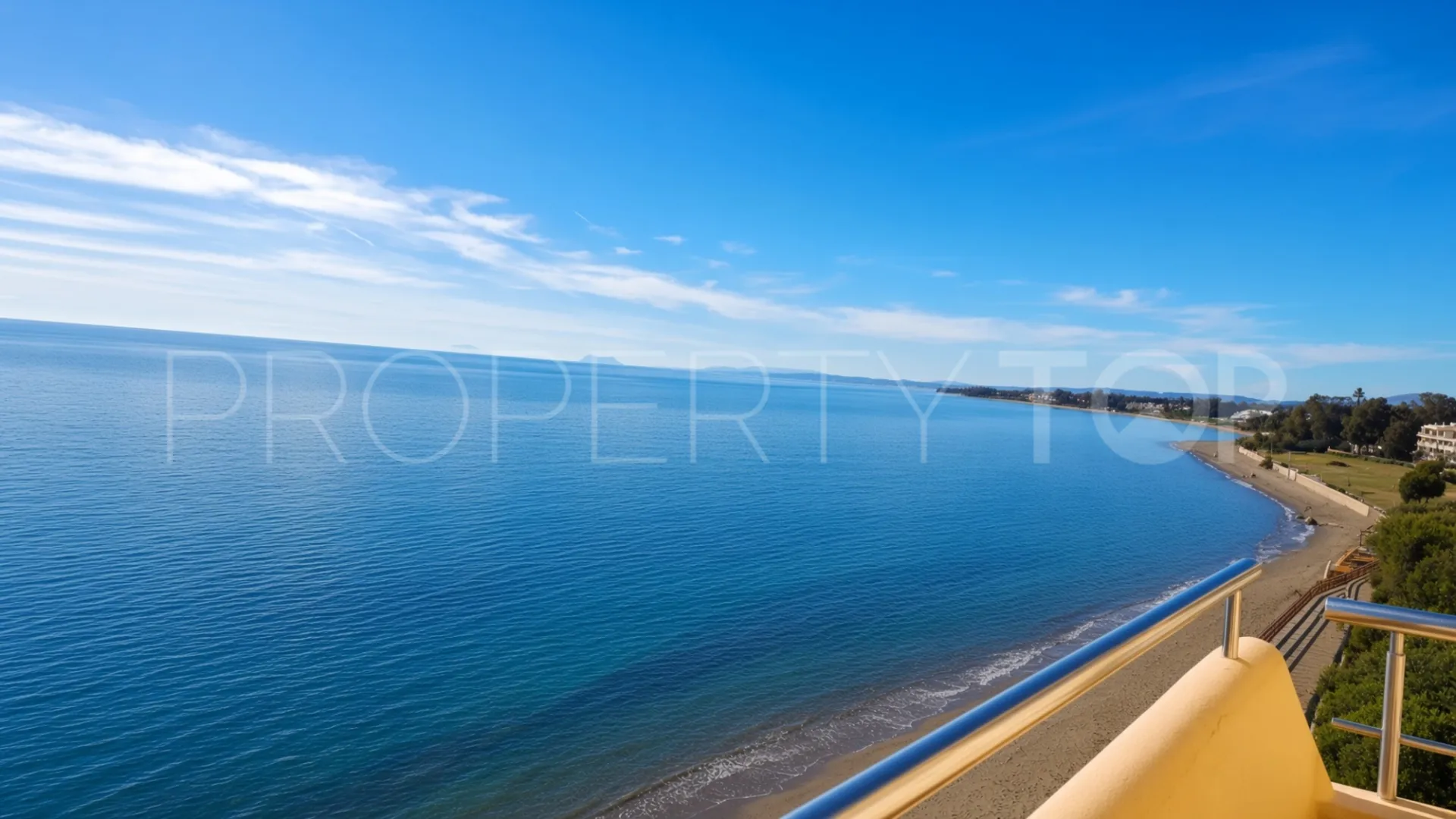 Guadalmansa Playa studio for sale