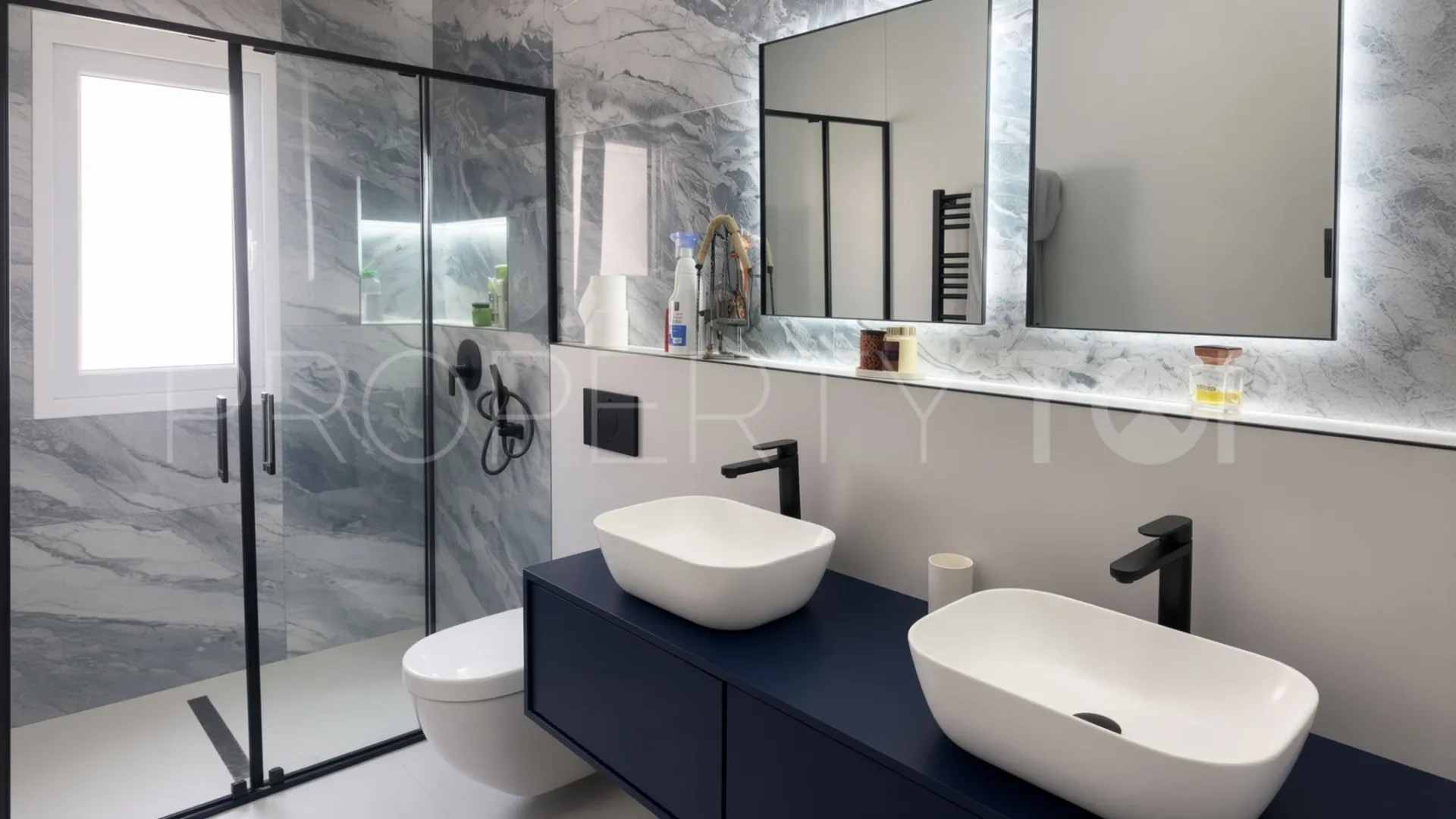 Comprar chalet en Alcorrín