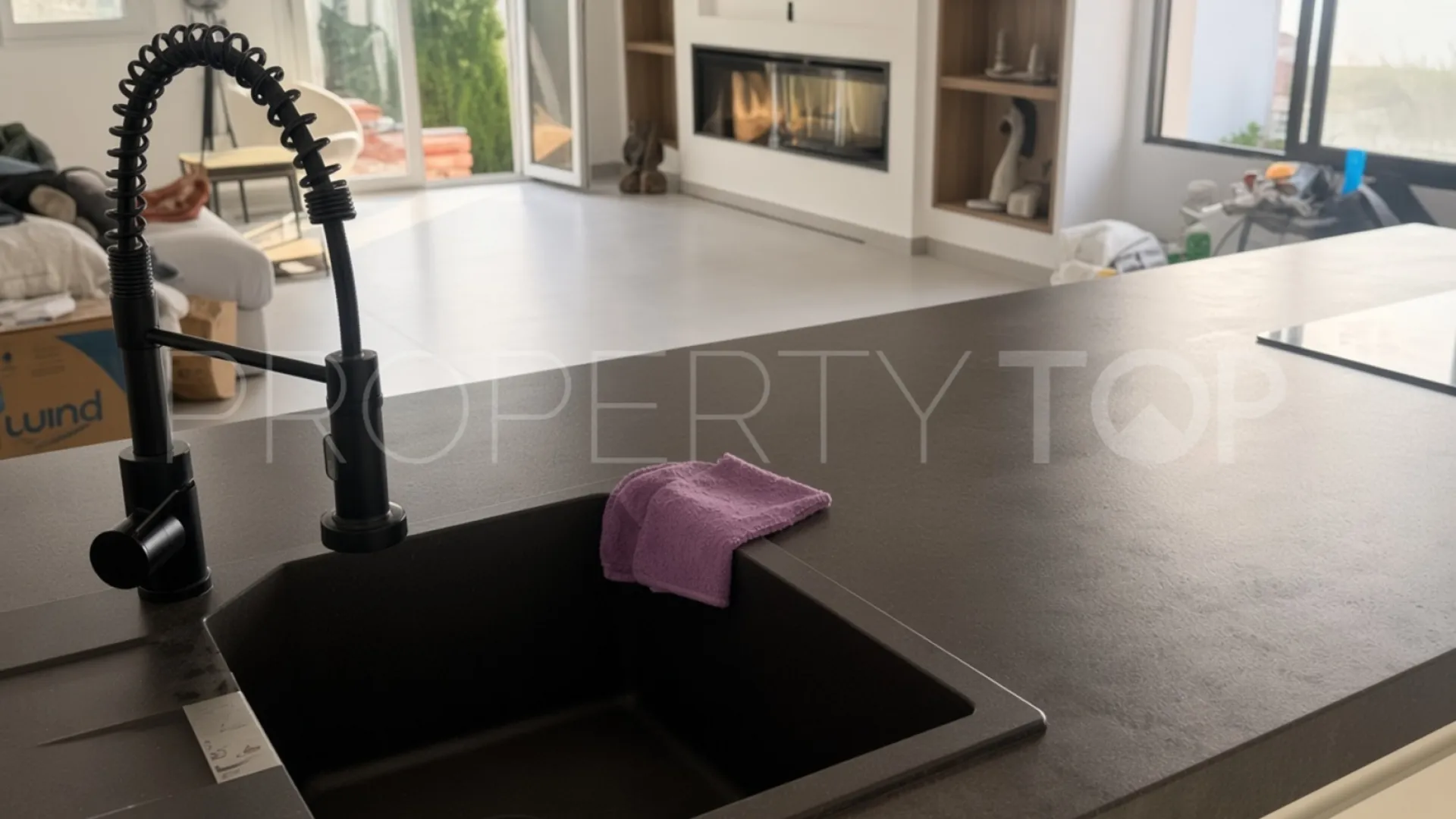 Comprar chalet en Alcorrín