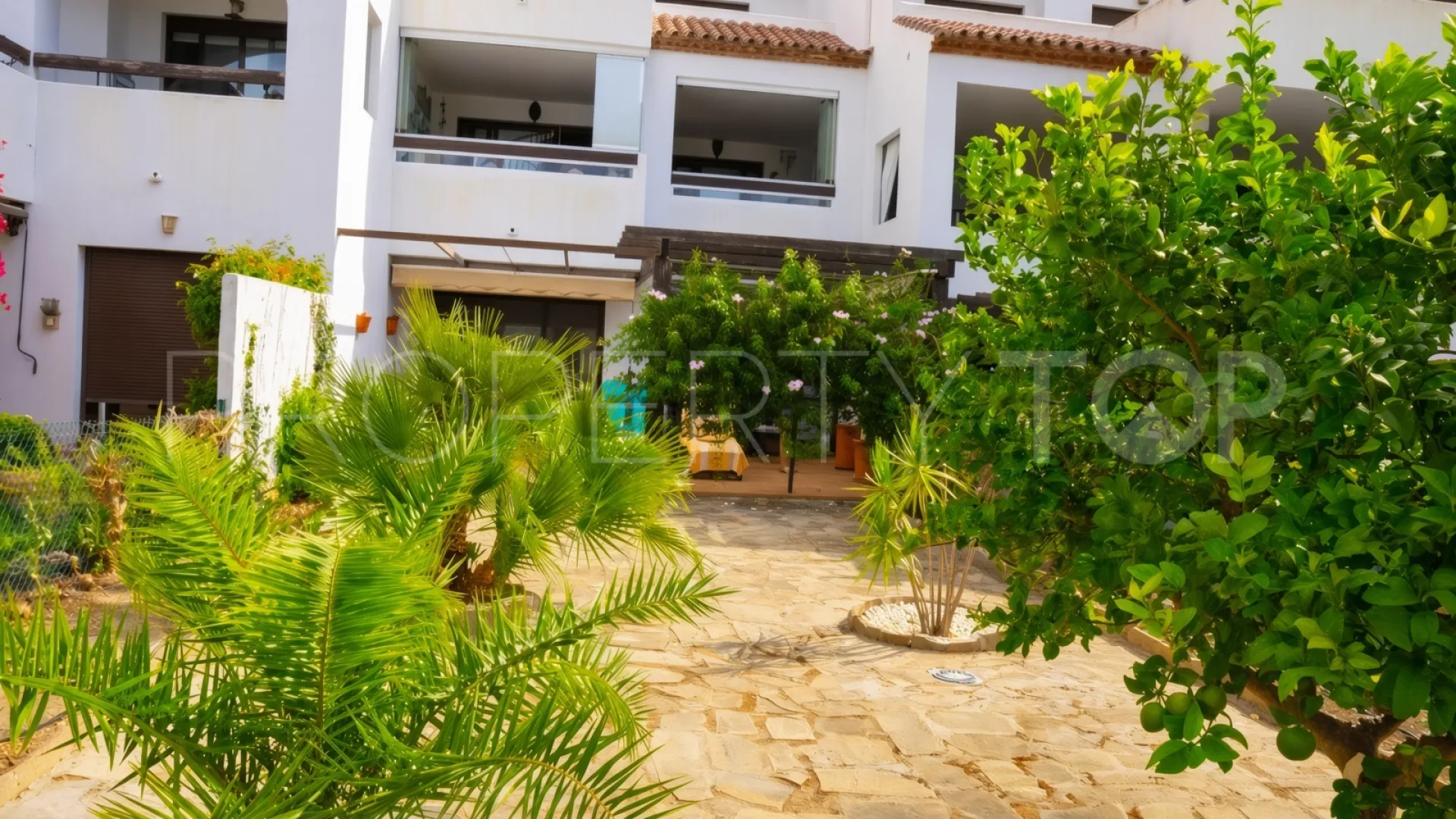 2 bedrooms ground floor apartment for sale in Casares Golf