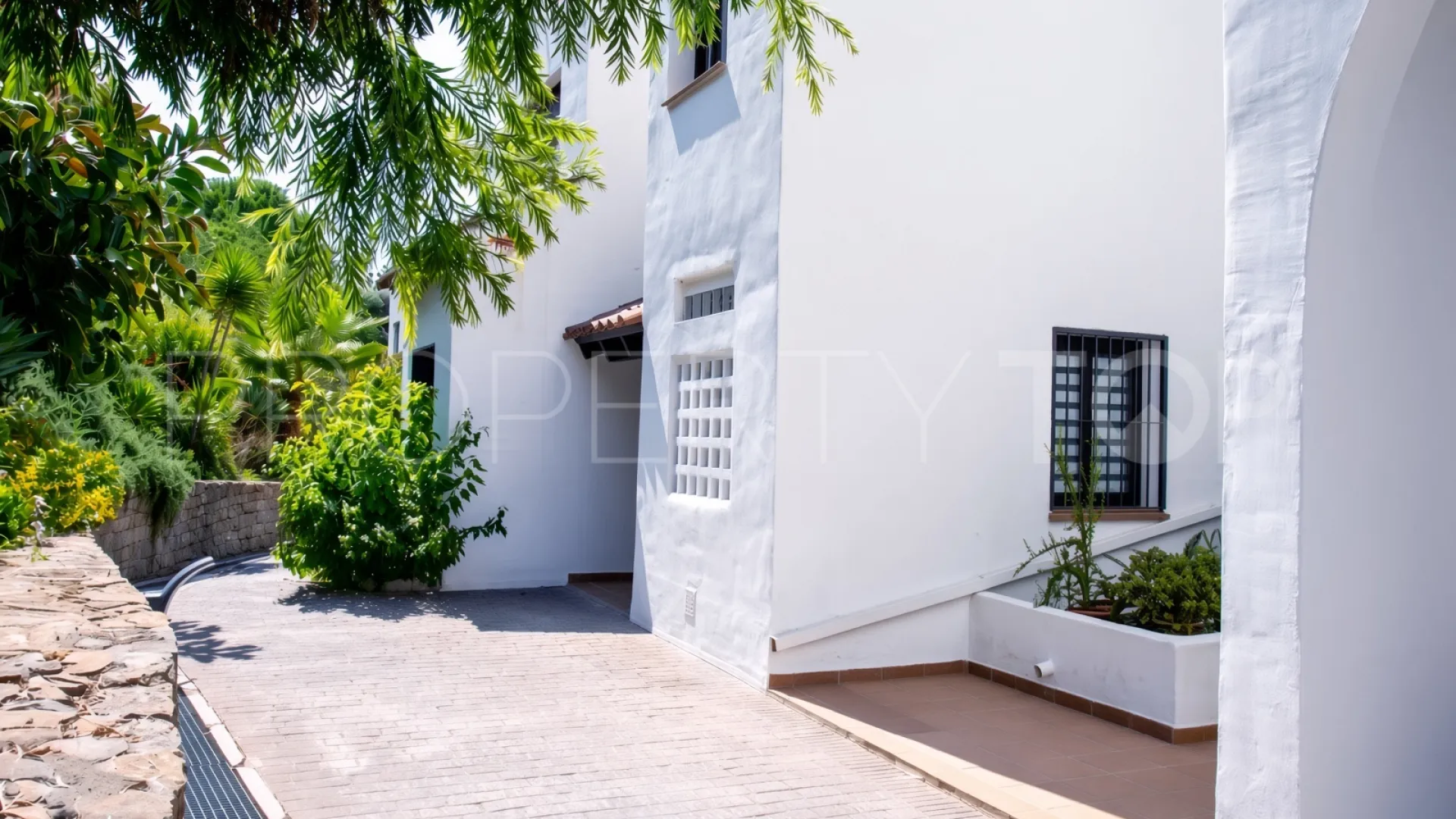 2 bedrooms ground floor apartment for sale in Casares Golf