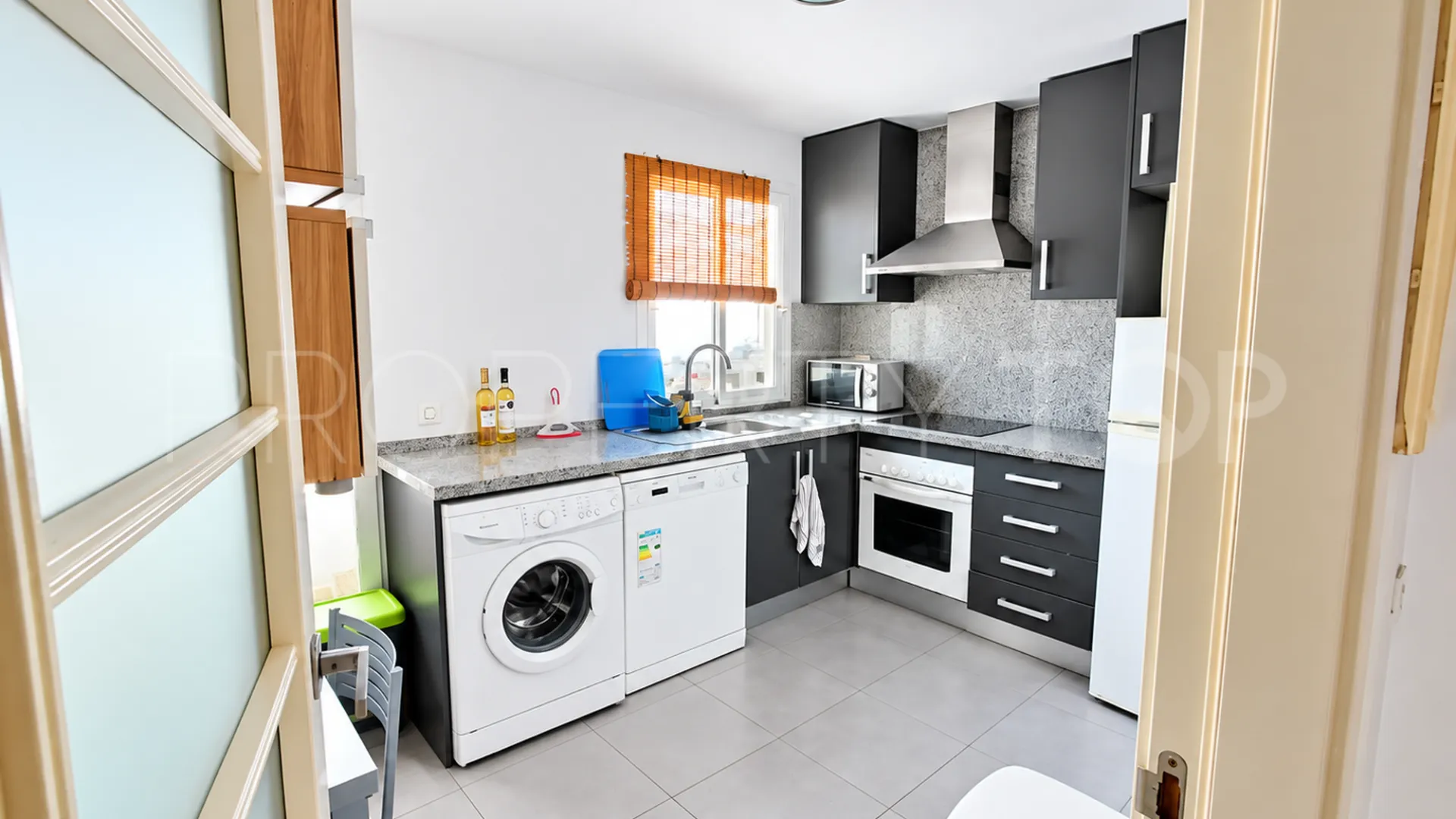 Comprar apartamento de 2 dormitorios en Valle Romano